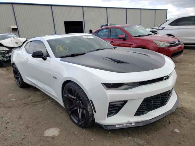 CHEVROLET CAMARO SS 2018 1g1fe1r79j0158252