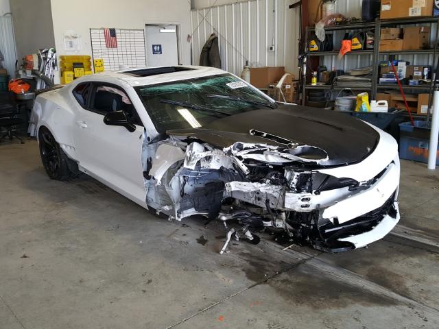 CHEVROLET CAMARO SS 2018 1g1fg1r76j0165928