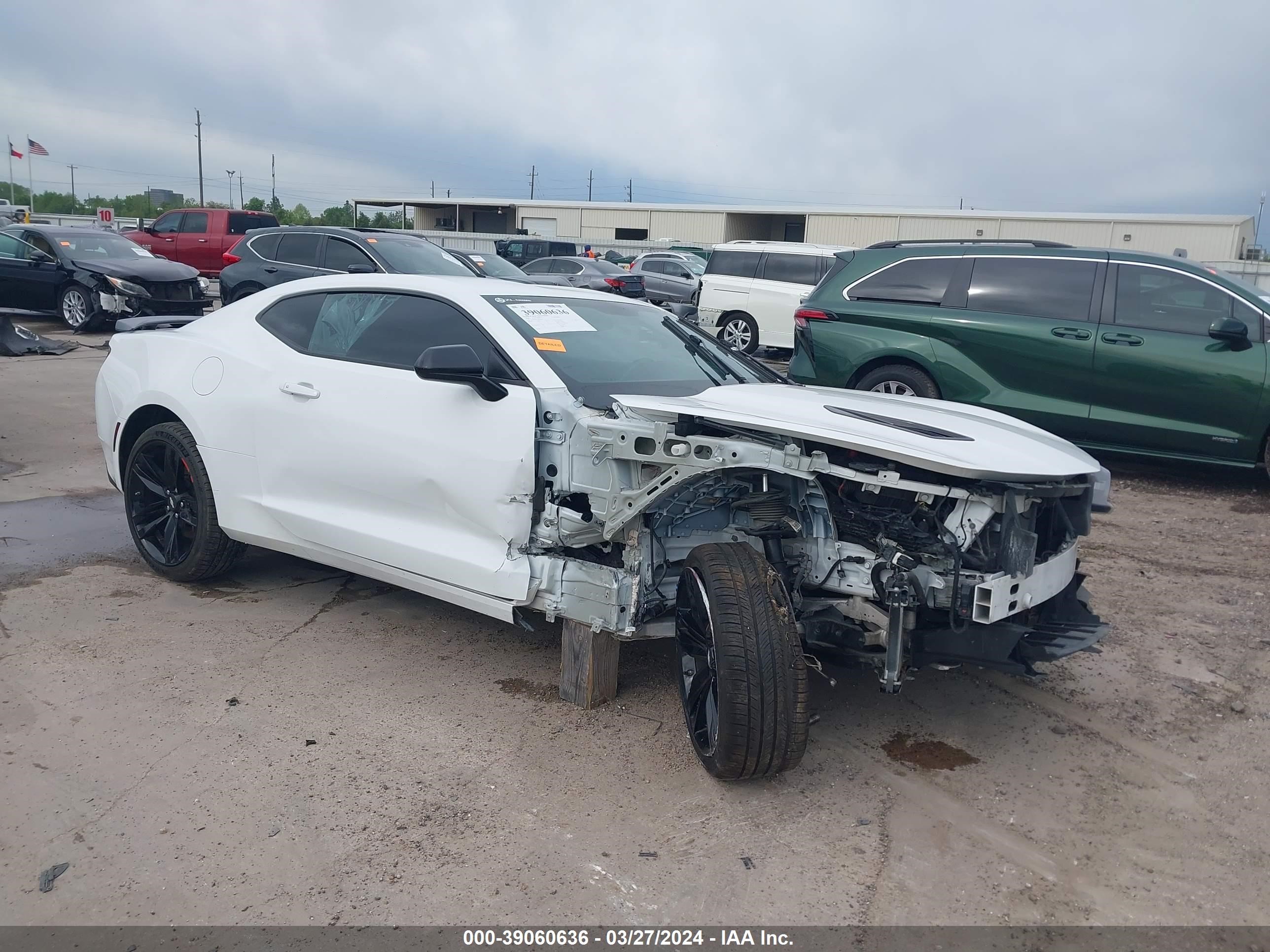 CHEVROLET CAMARO 2018 1g1fh1r72j0146046