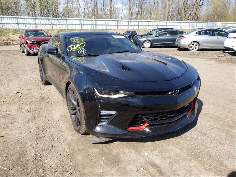 CHEVROLET CAMARO SS 2018 1g1fh1r75j0174827