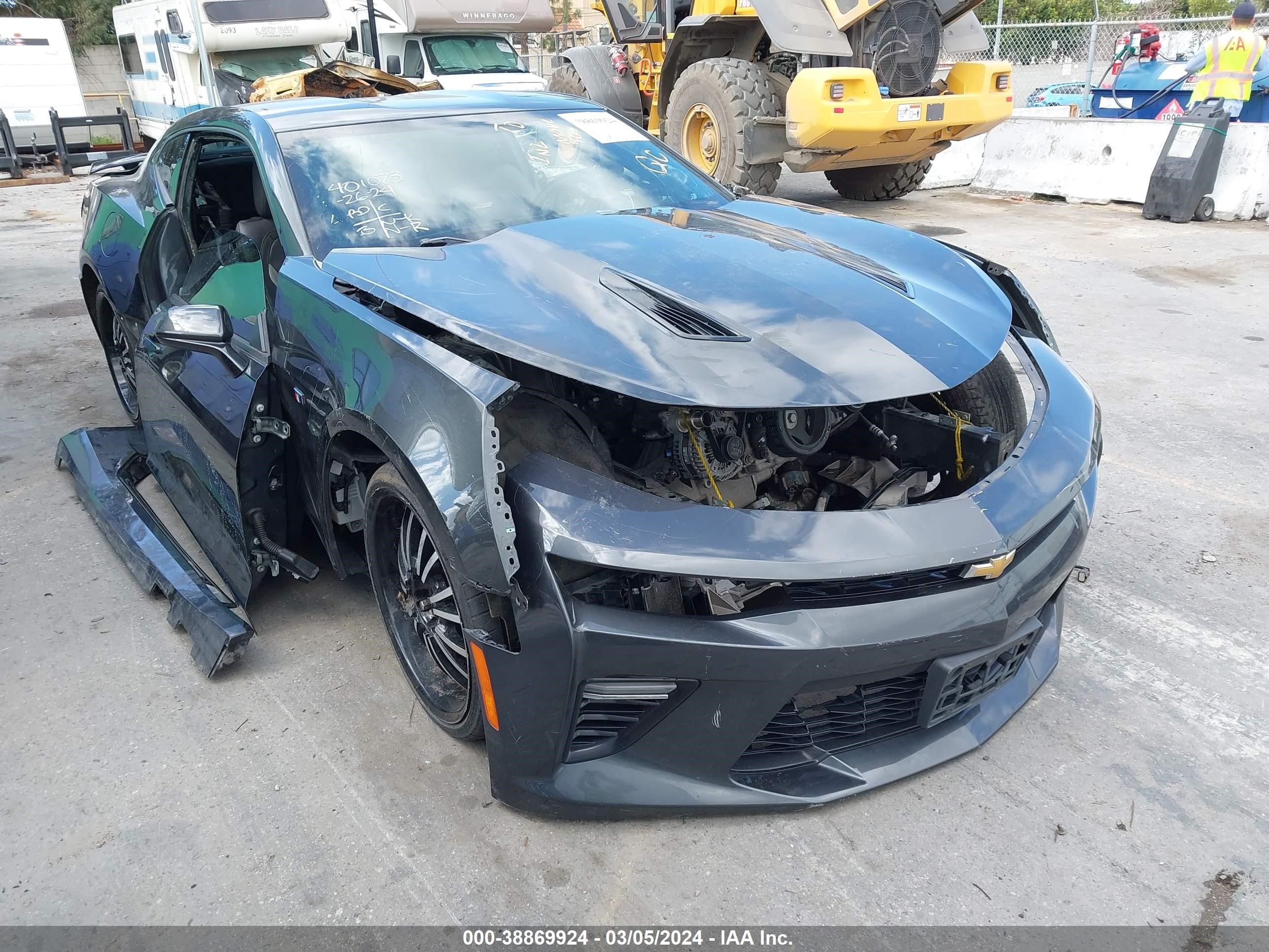 CHEVROLET CAMARO 2018 1g1fh1r76j0106634