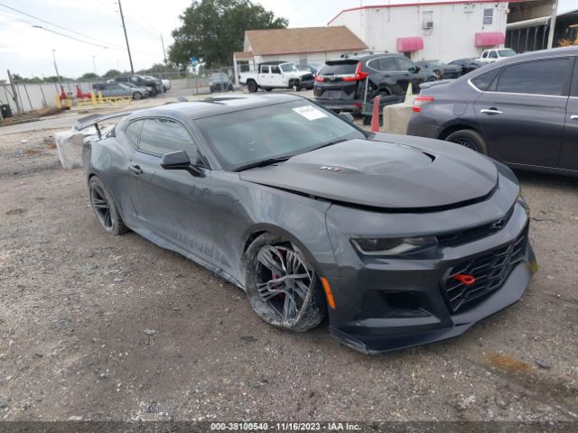 CHEVROLET CAMARO 2018 1g1fj1r66j0166862