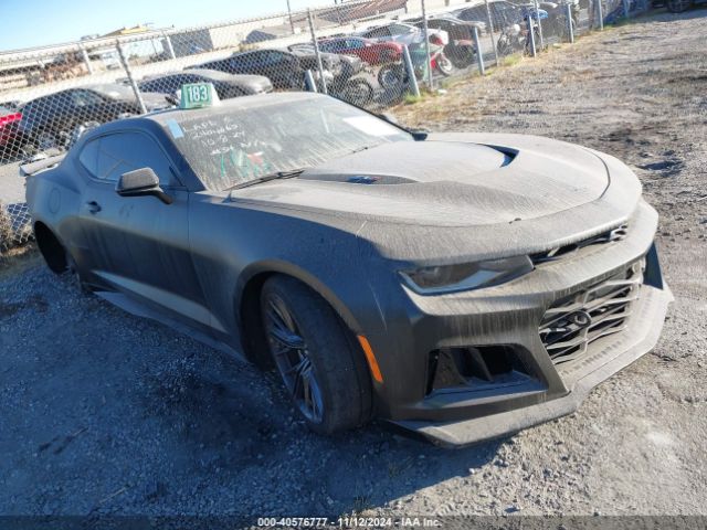 CHEVROLET CAMARO 2017 1g1fk1r6xh0195515