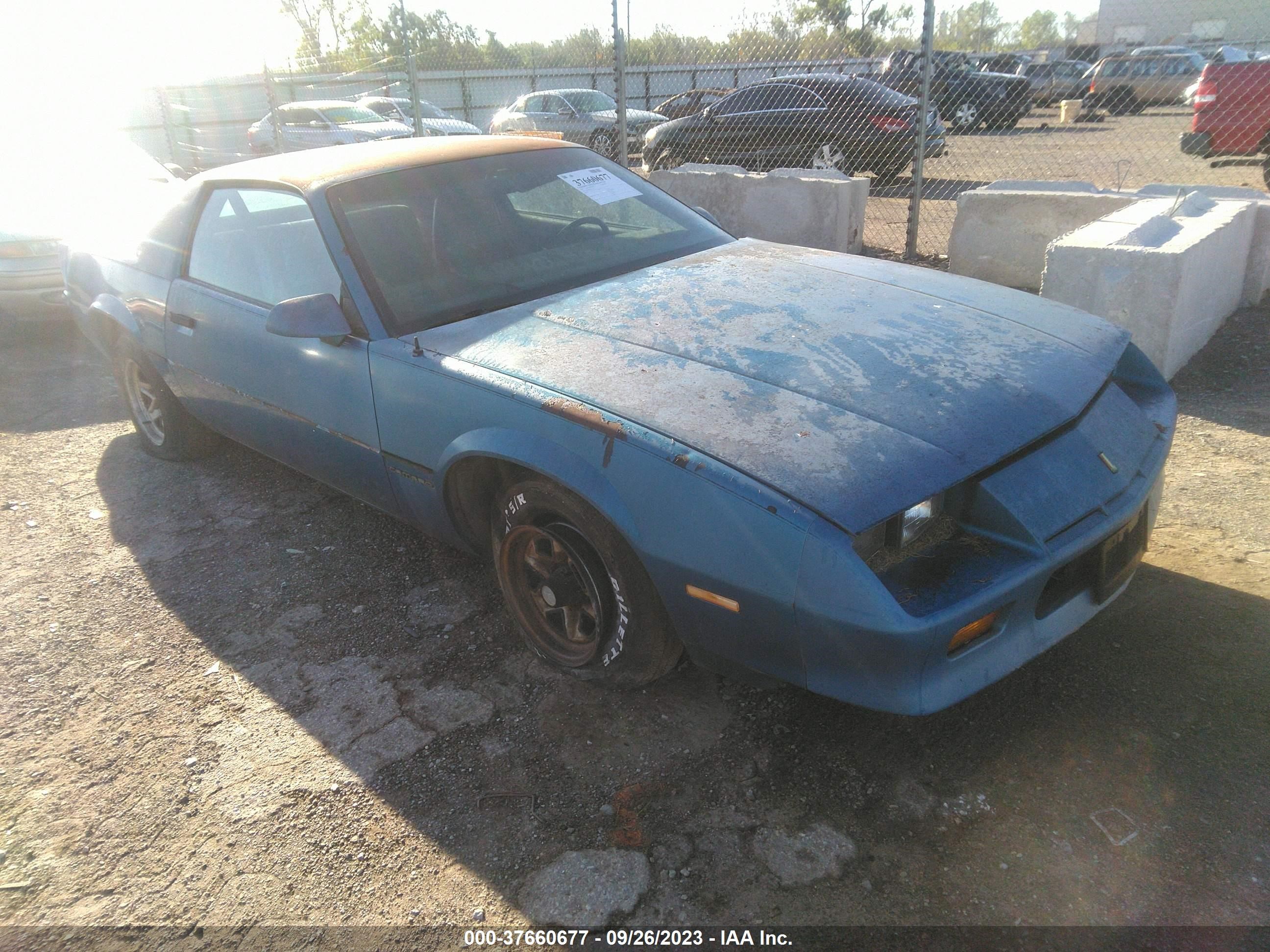 CHEVROLET CAMARO 1985 1g1fp87h7fl104517