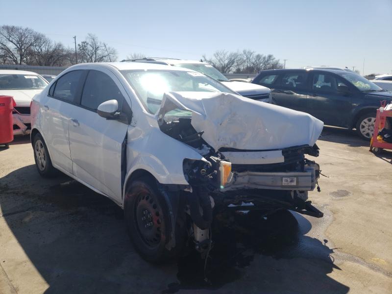 CHEVROLET SONIC LS 2015 1g1ja5shxf4143761