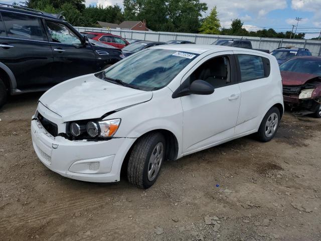 CHEVROLET SONIC LS 2015 1g1ja6sg6f4184529