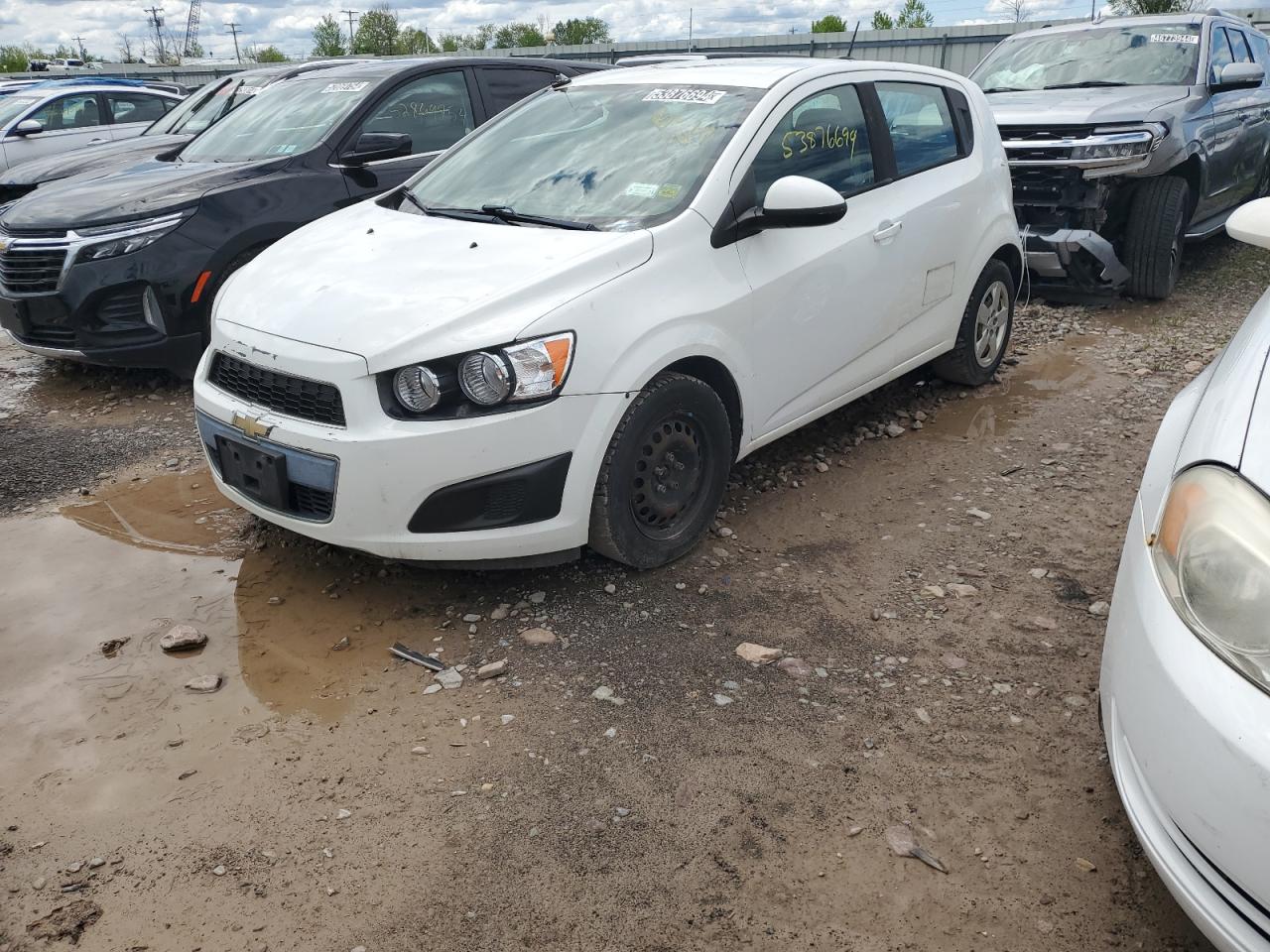 CHEVROLET SONIC 2015 1g1ja6sgxf4104004