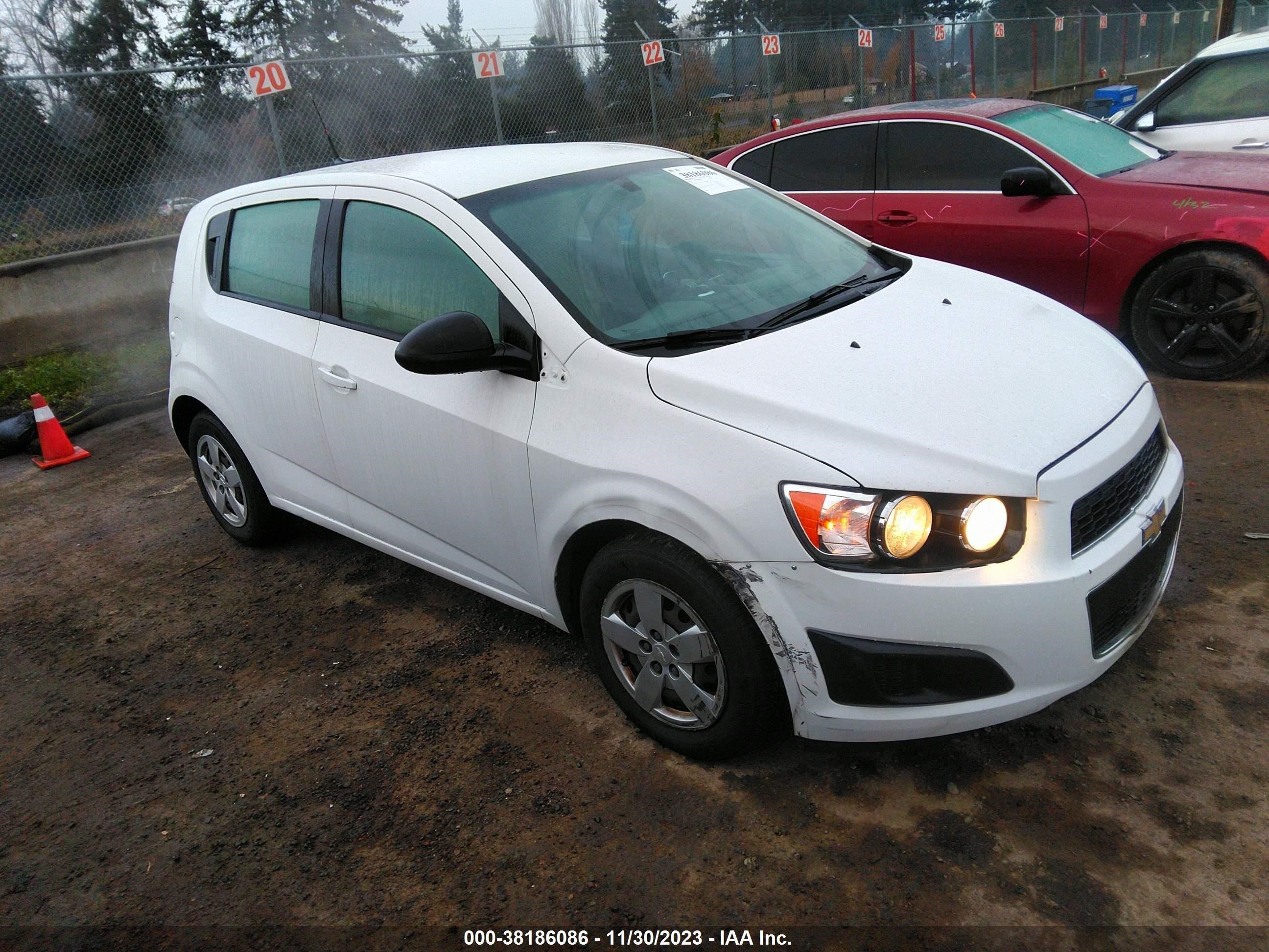 CHEVROLET SONIC 2014 1g1ja6shxe4139309