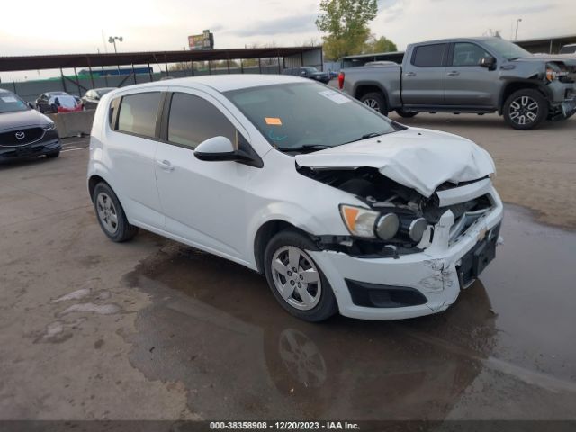 CHEVROLET SONIC 2015 1g1ja6shxf4186485