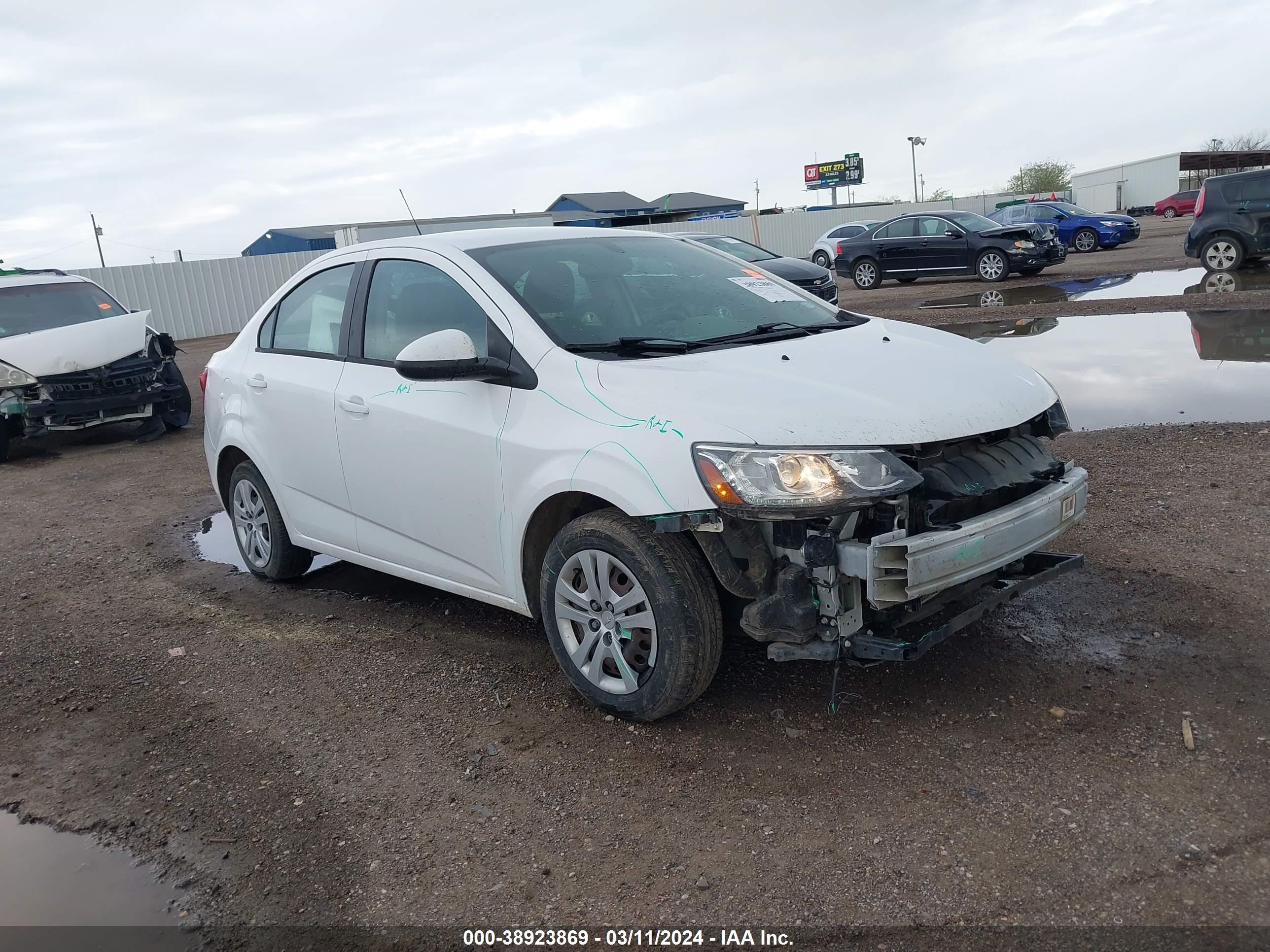 CHEVROLET SONIC 2017 1g1jb5sh2h4141101