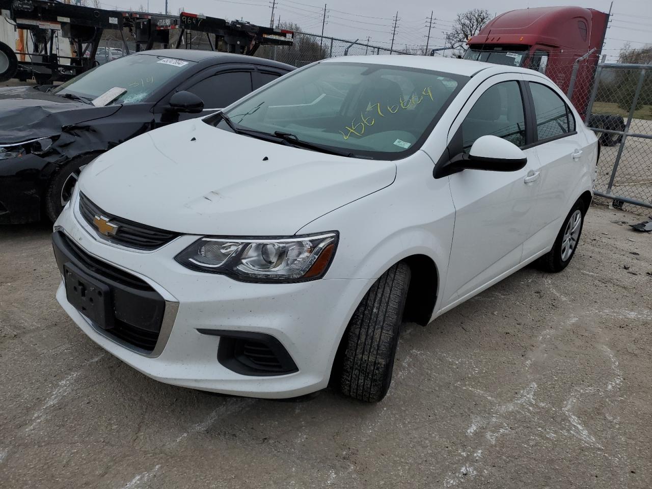 CHEVROLET SONIC 2018 1g1jb5sh6j4118278