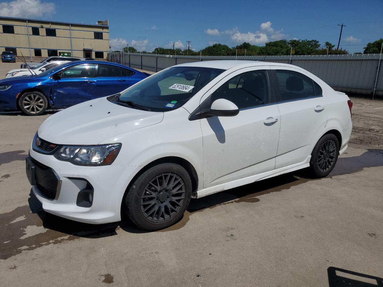 CHEVROLET SONIC 2018 1g1jc5sb0j4129110