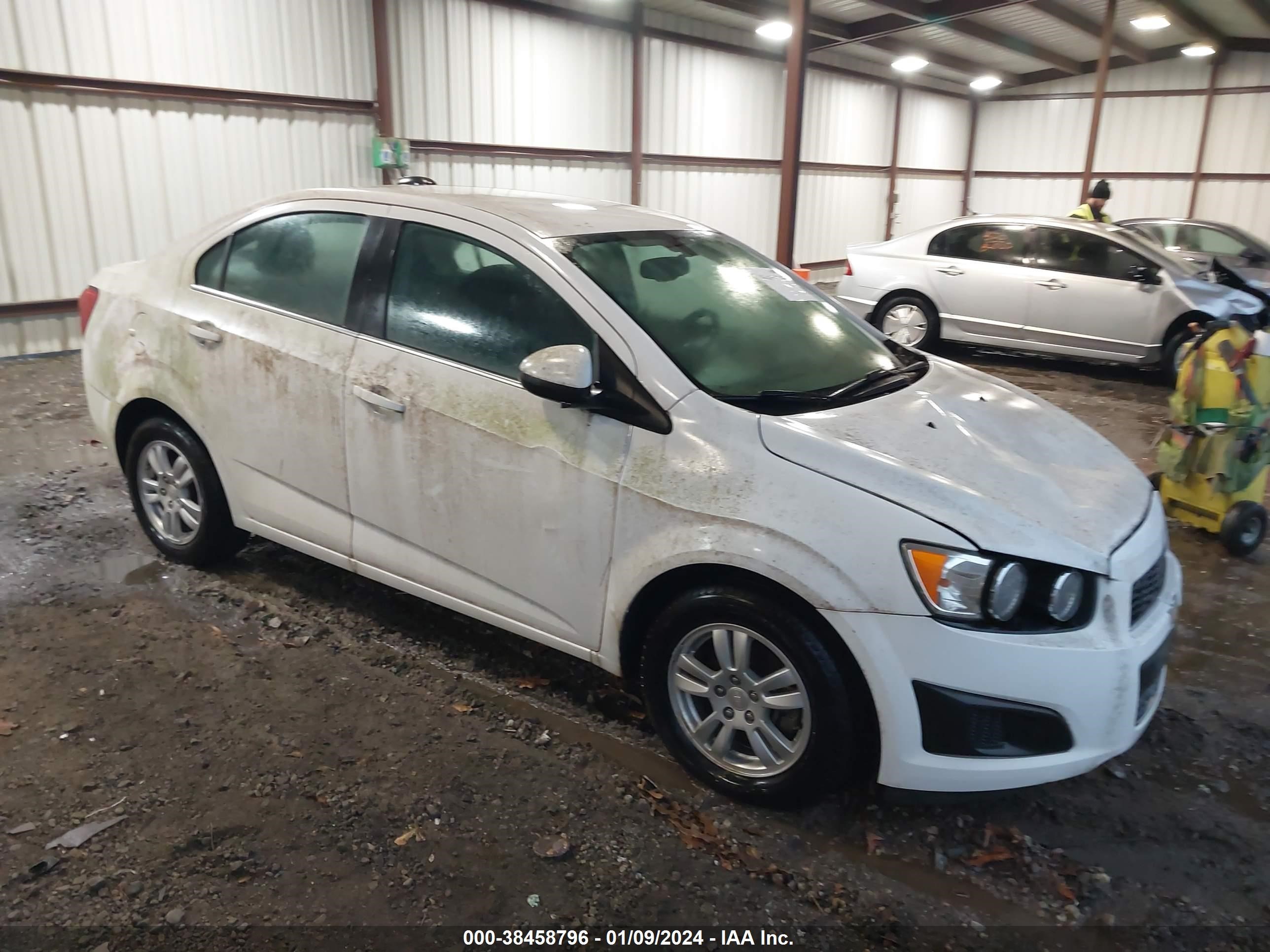 CHEVROLET SONIC 2015 1g1jc5sb5f4168458