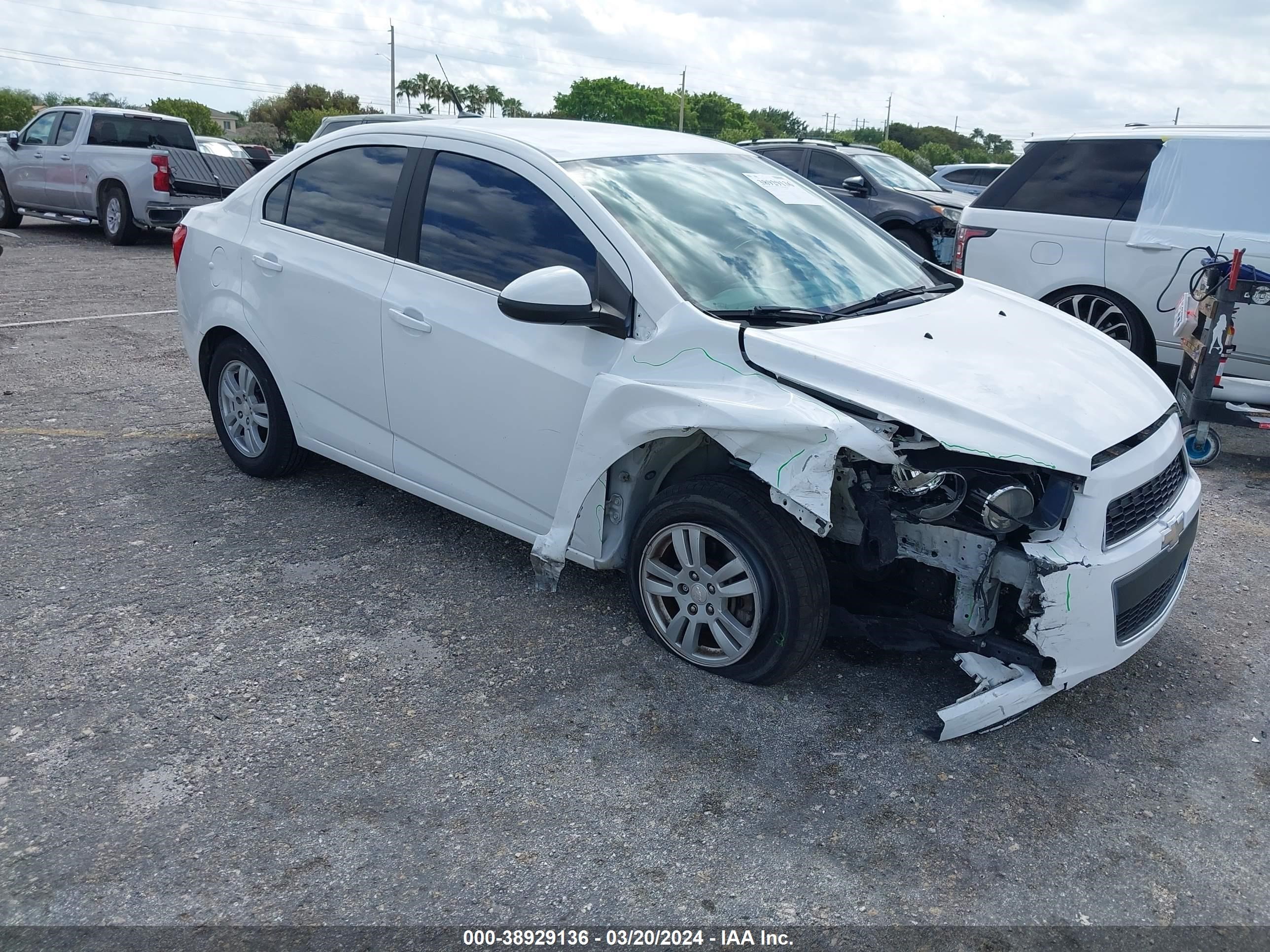 CHEVROLET SONIC 2014 1g1jc5sh0e4175272