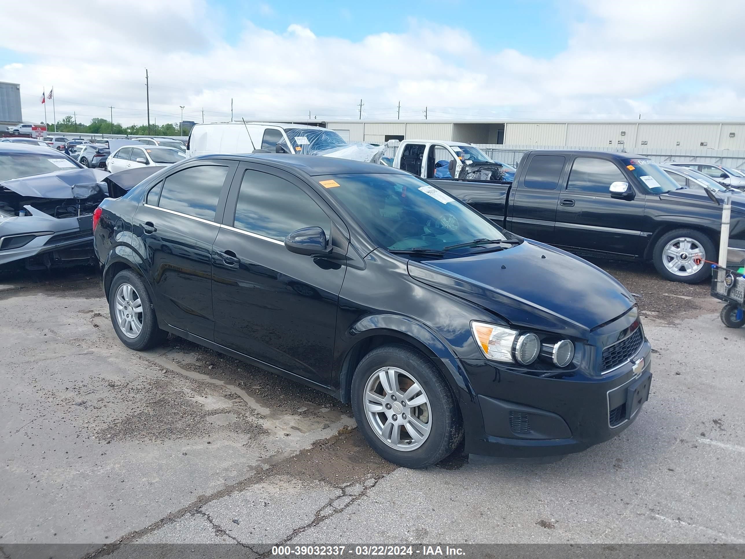 CHEVROLET SONIC 2016 1g1jc5sh2g4162963