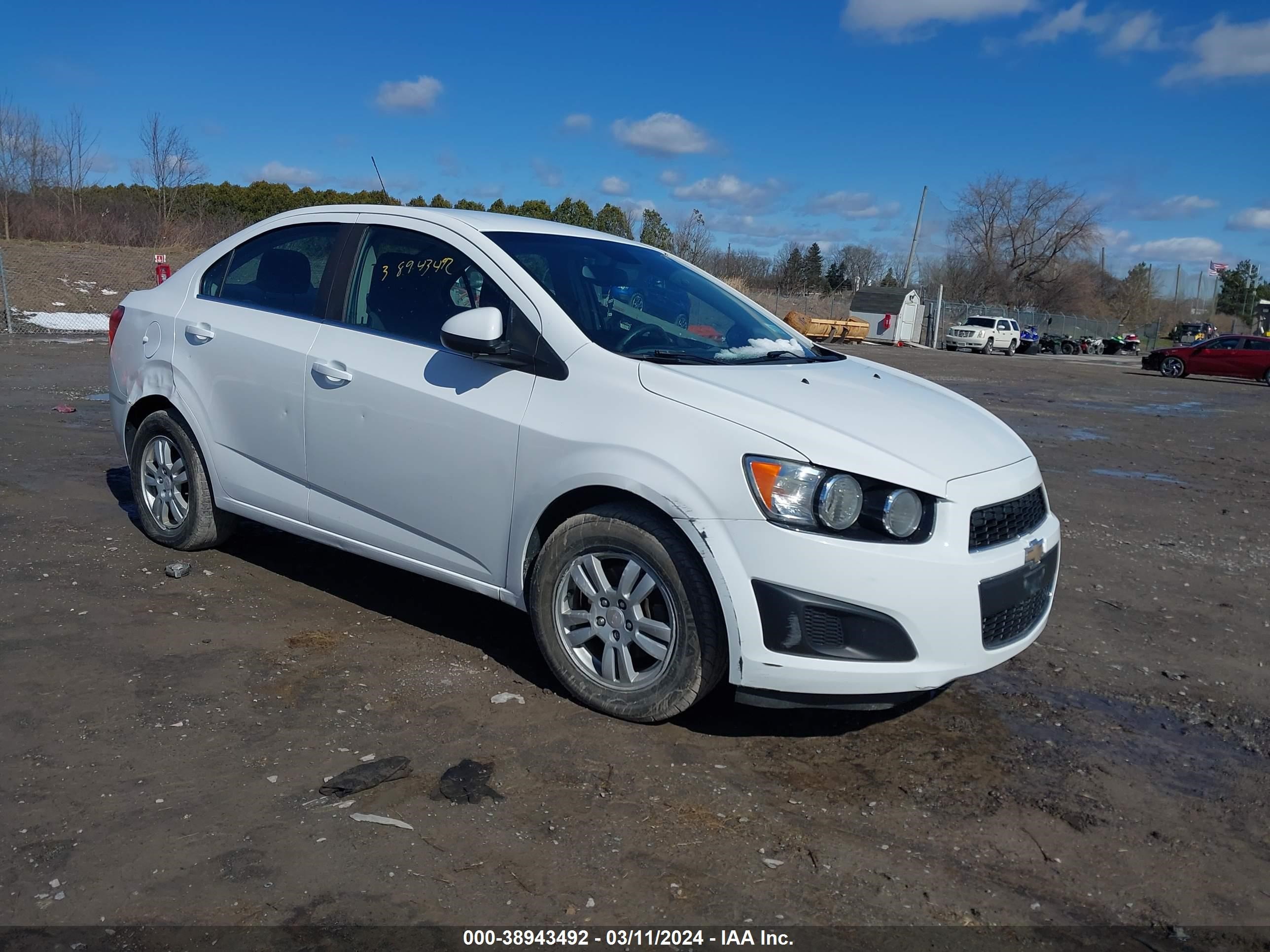 CHEVROLET SONIC 2015 1g1jc5sh7f4105429