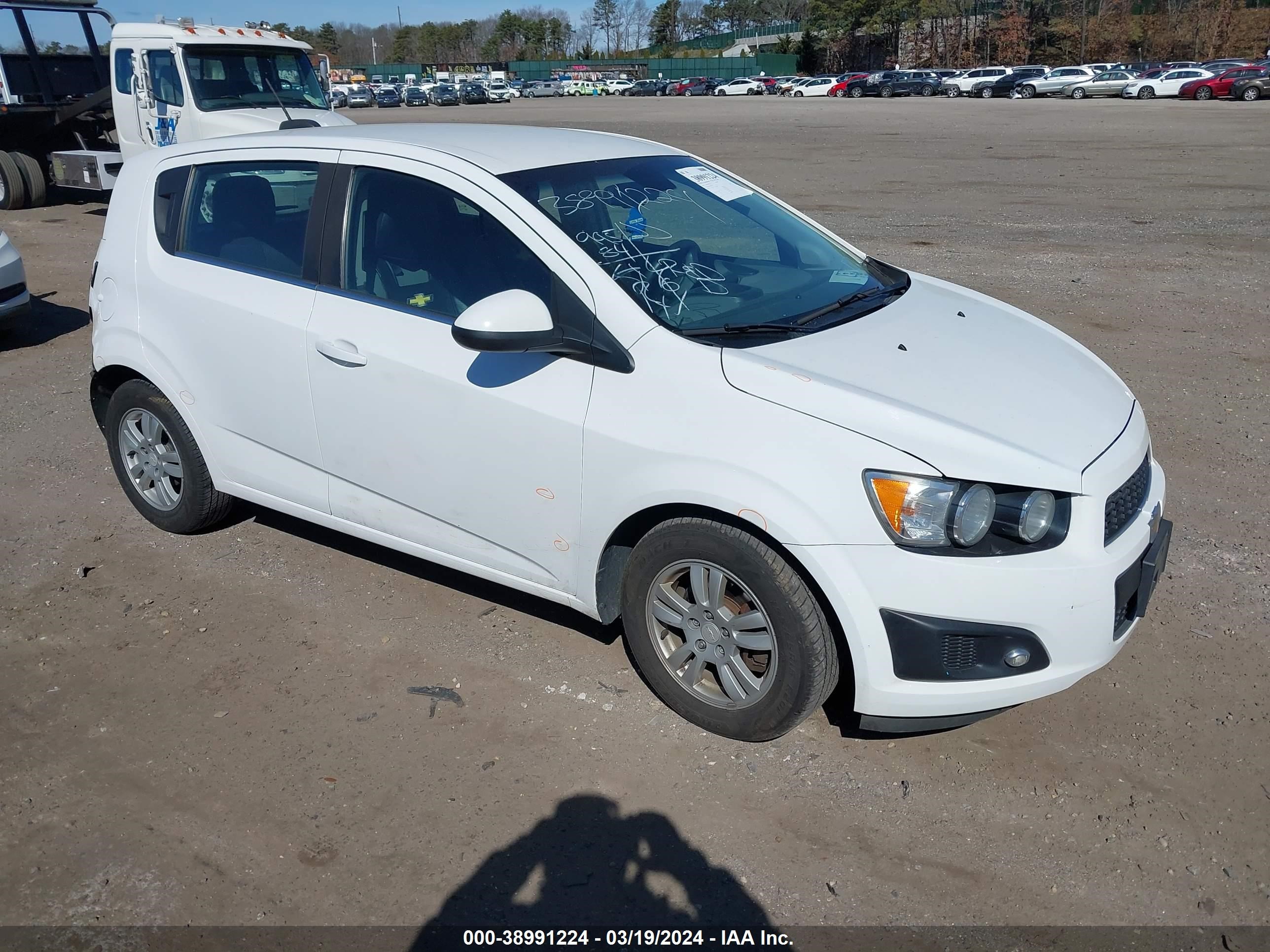 CHEVROLET SONIC 2016 1g1jc6sg0g4131045