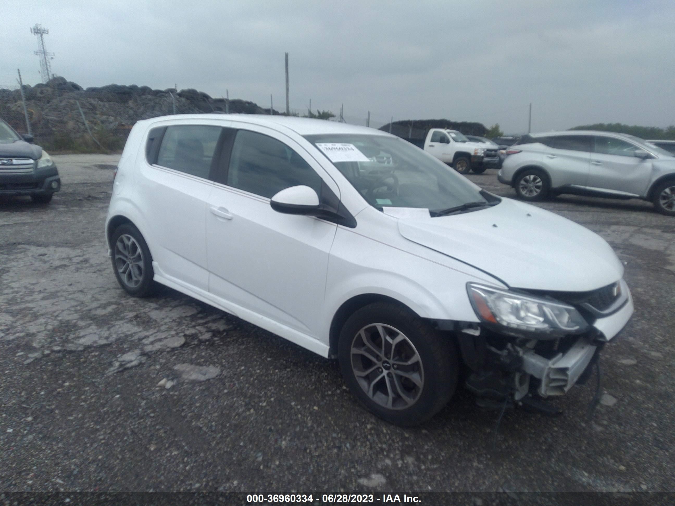 CHEVROLET SONIC 2018 1g1jd6sg7j4105997