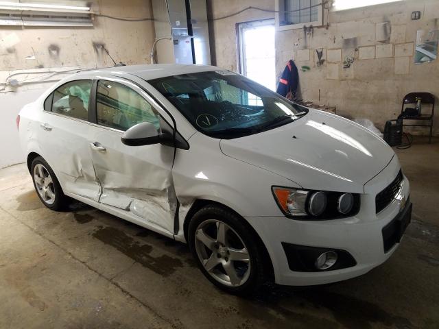 CHEVROLET SONIC LTZ 2015 1g1je5sb4f4111680