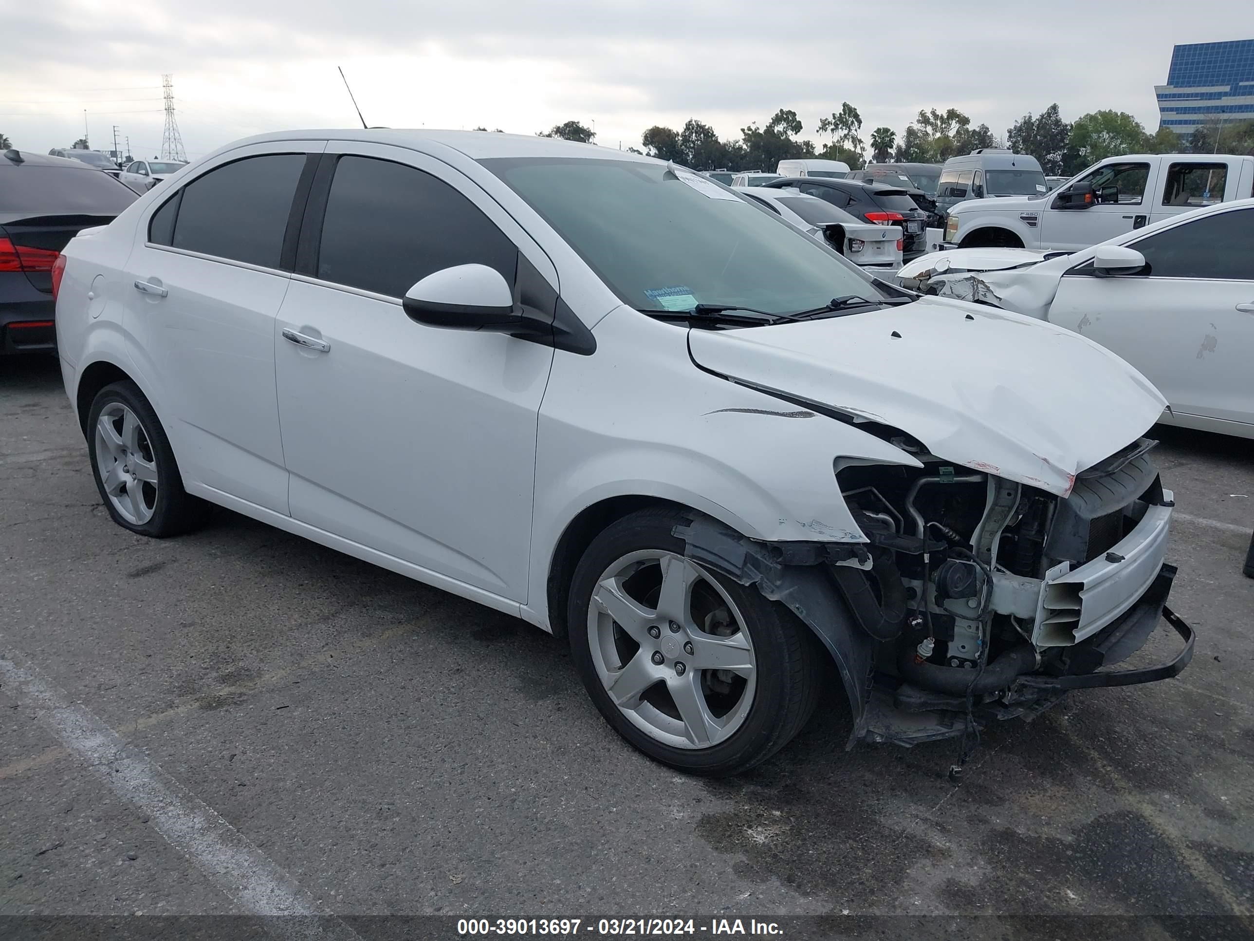 CHEVROLET SONIC 2016 1g1je5sb4g4152361