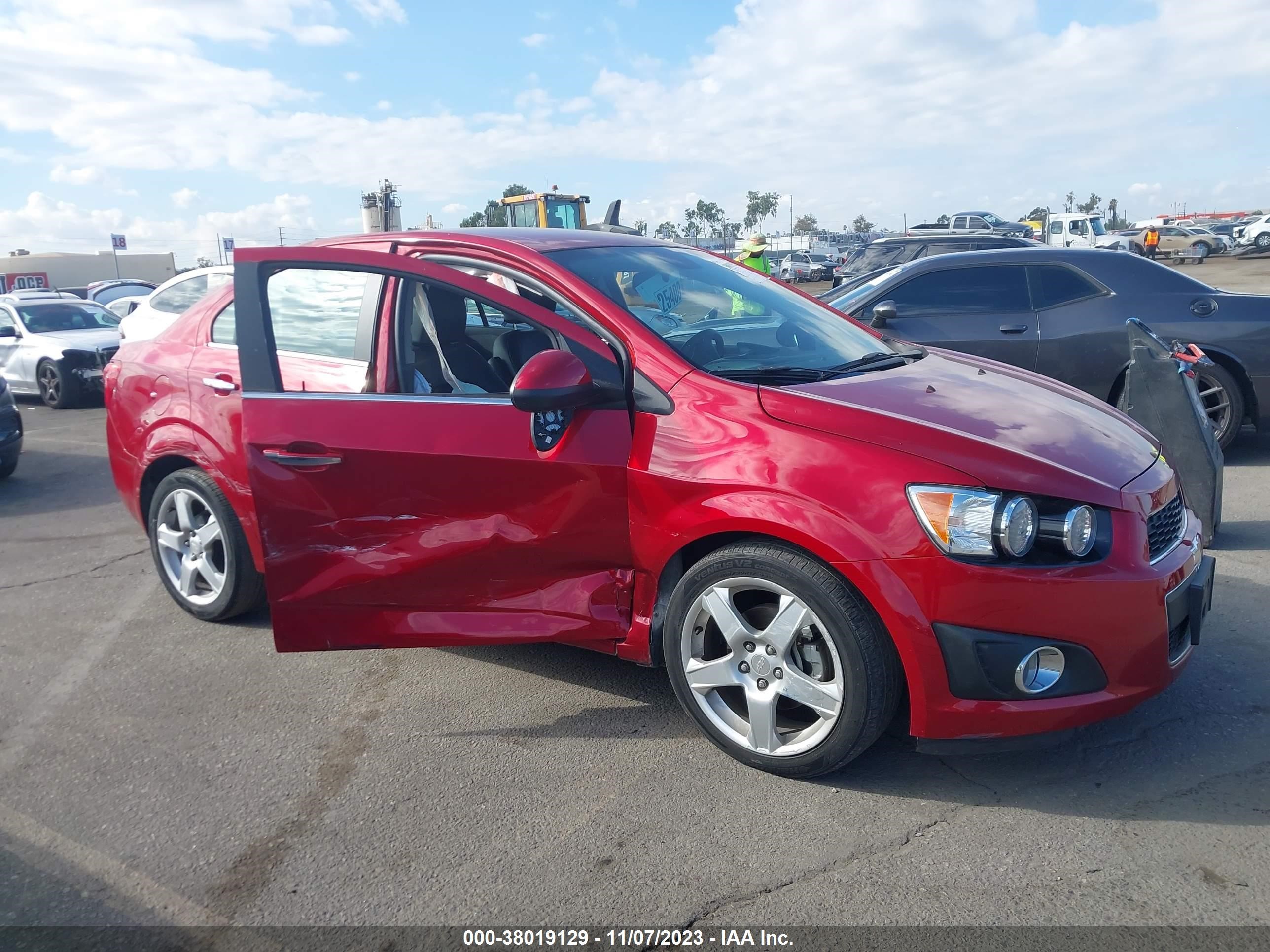 CHEVROLET SONIC 2012 1g1je5sh5c4212288