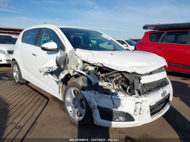 CHEVROLET SONIC 2015 1g1je6sb2f4211704