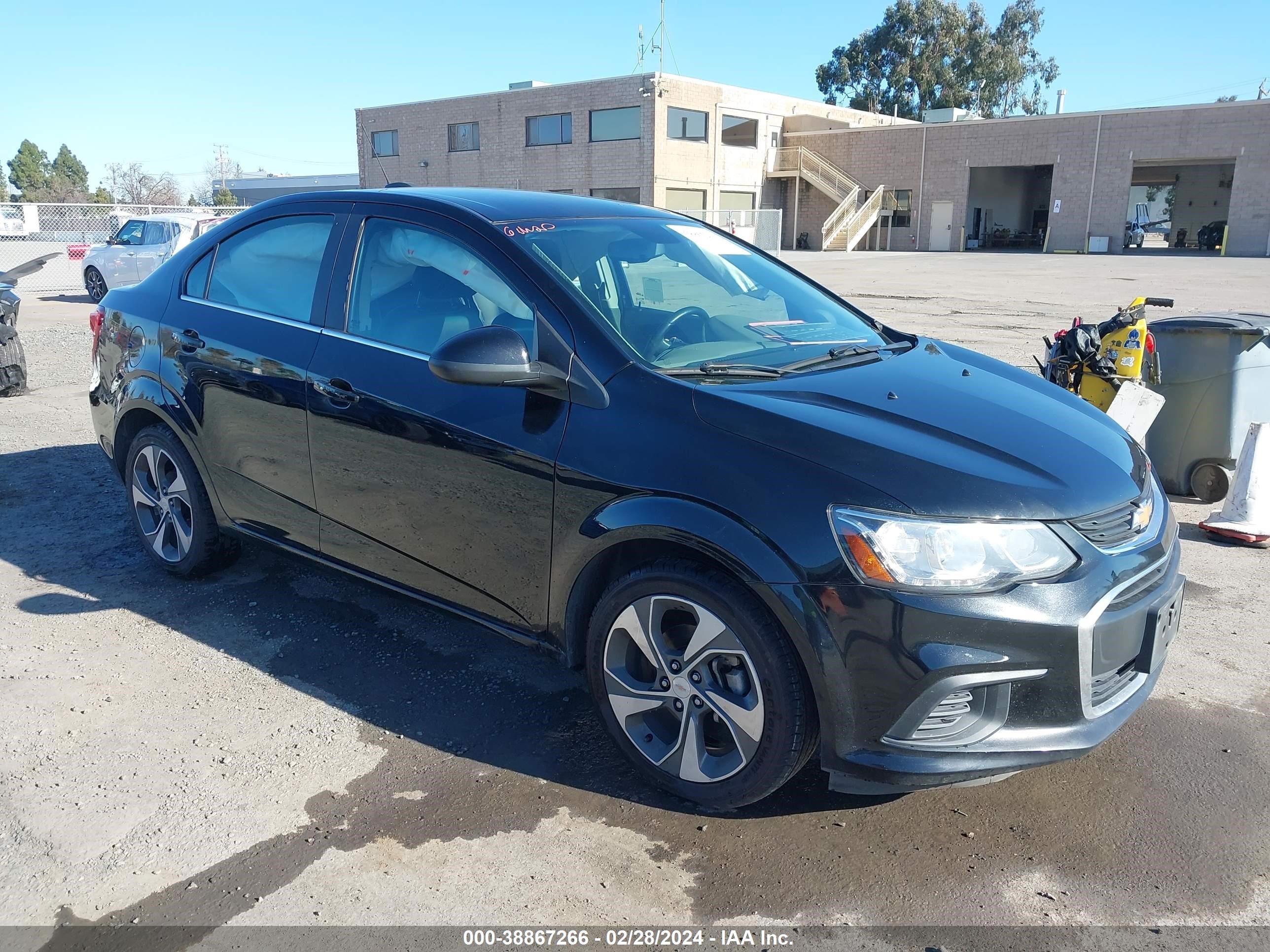 CHEVROLET SONIC 2018 1g1jf5sb0j4105283