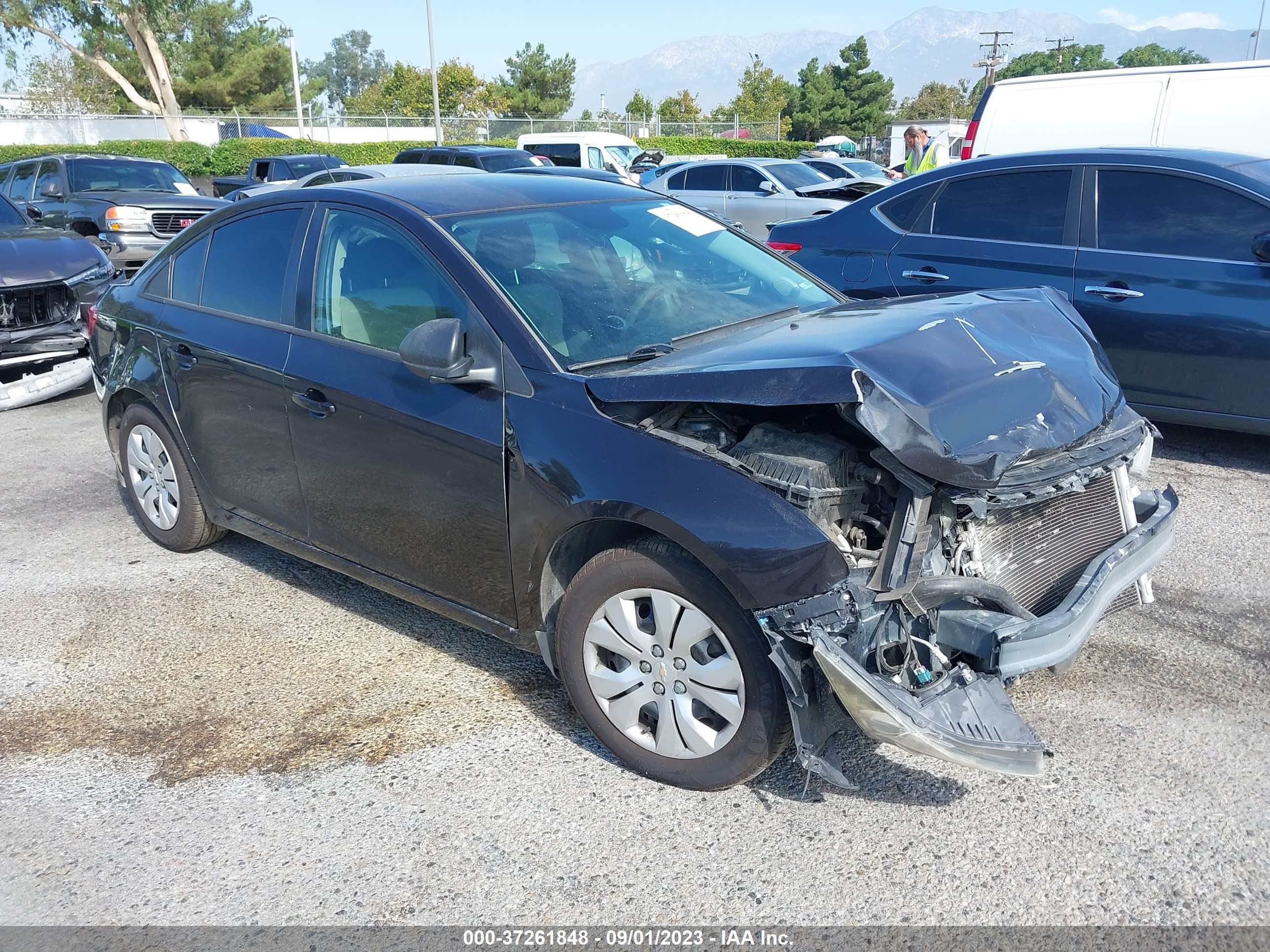 CHEVROLET CRUZE 2015 1g1pa5sg0f7188496