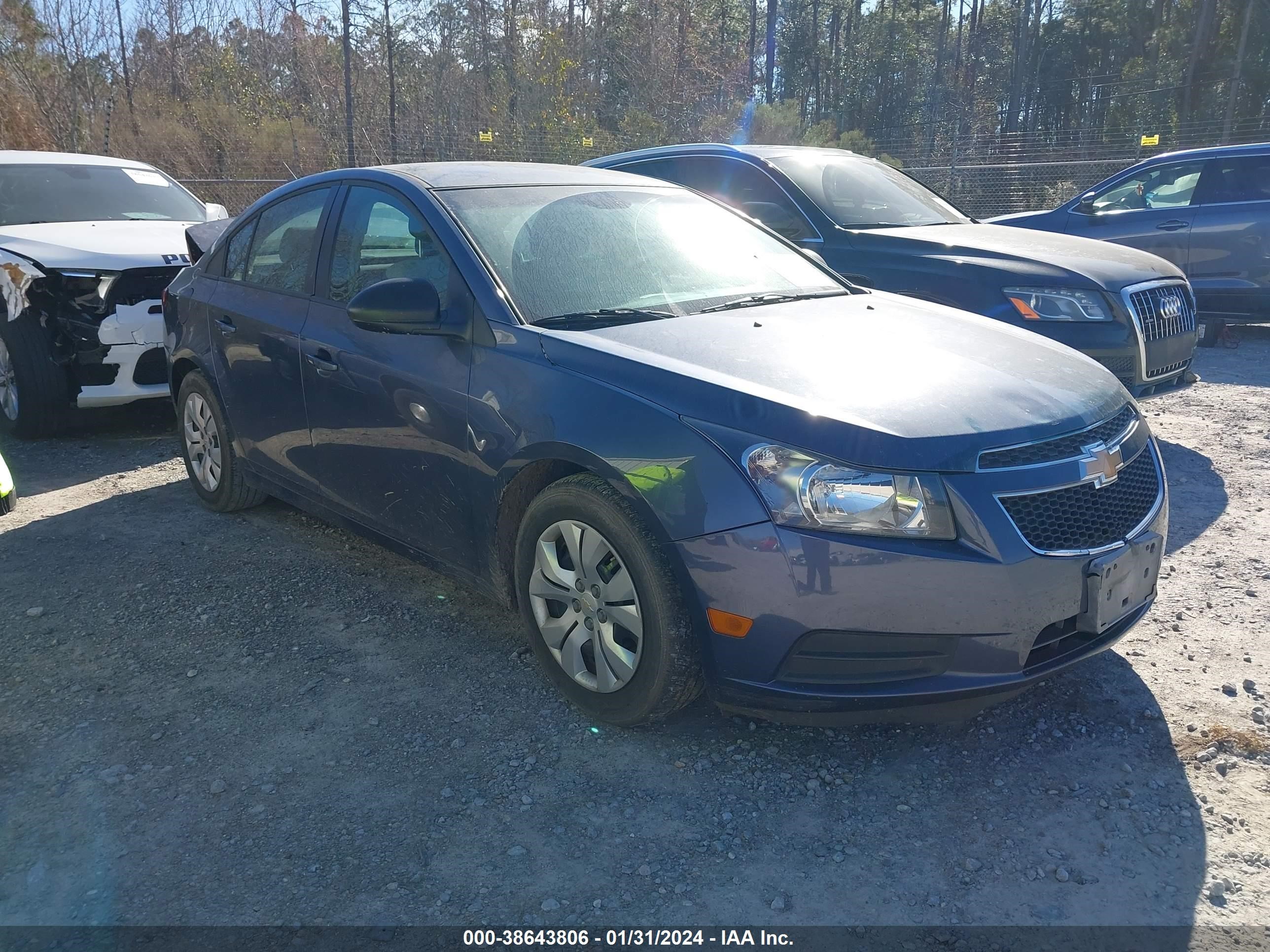 CHEVROLET CRUZE 2014 1g1pa5sgxe7228002