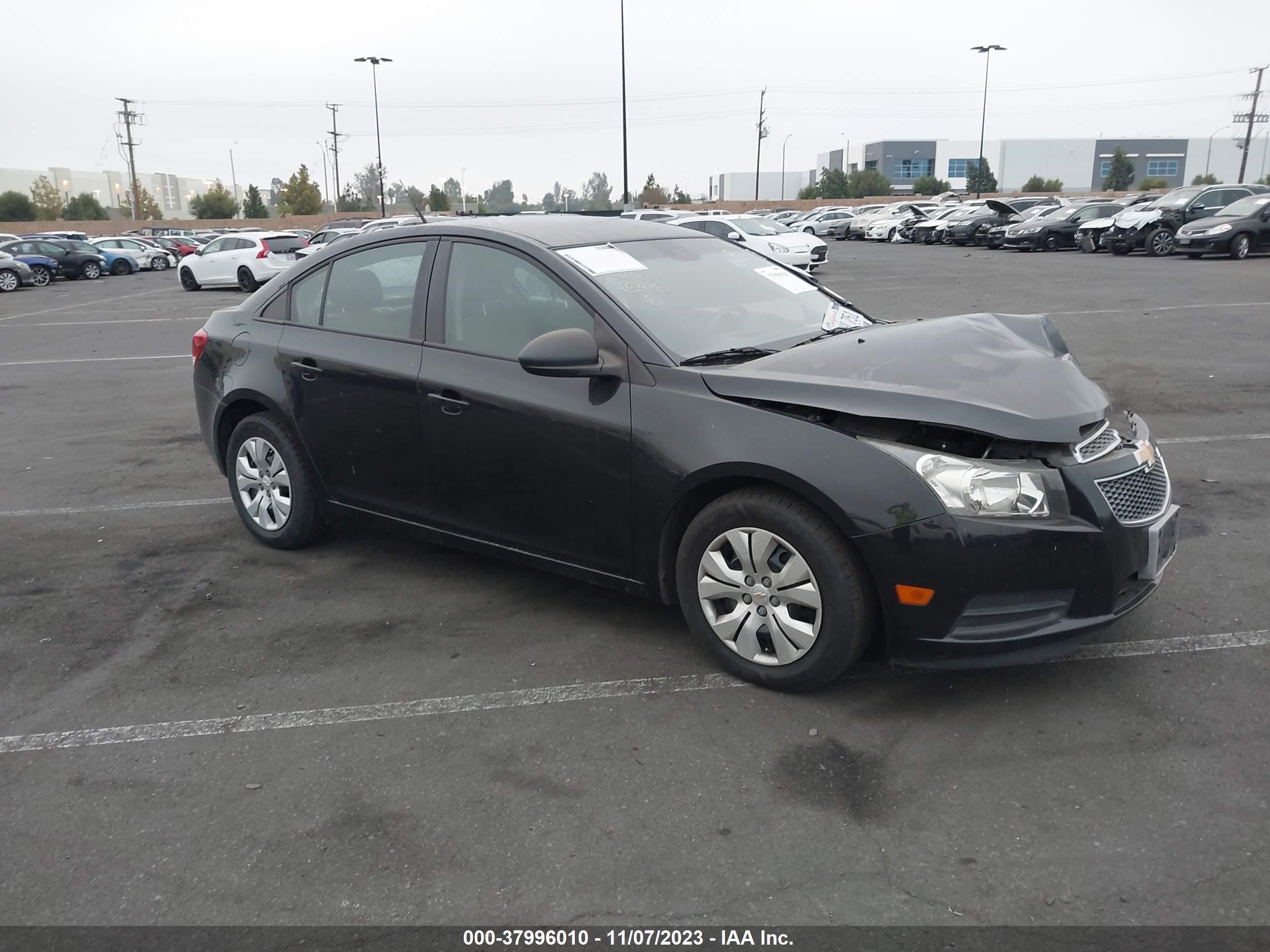 CHEVROLET CRUZE 2014 1g1pa5sgxe7231403