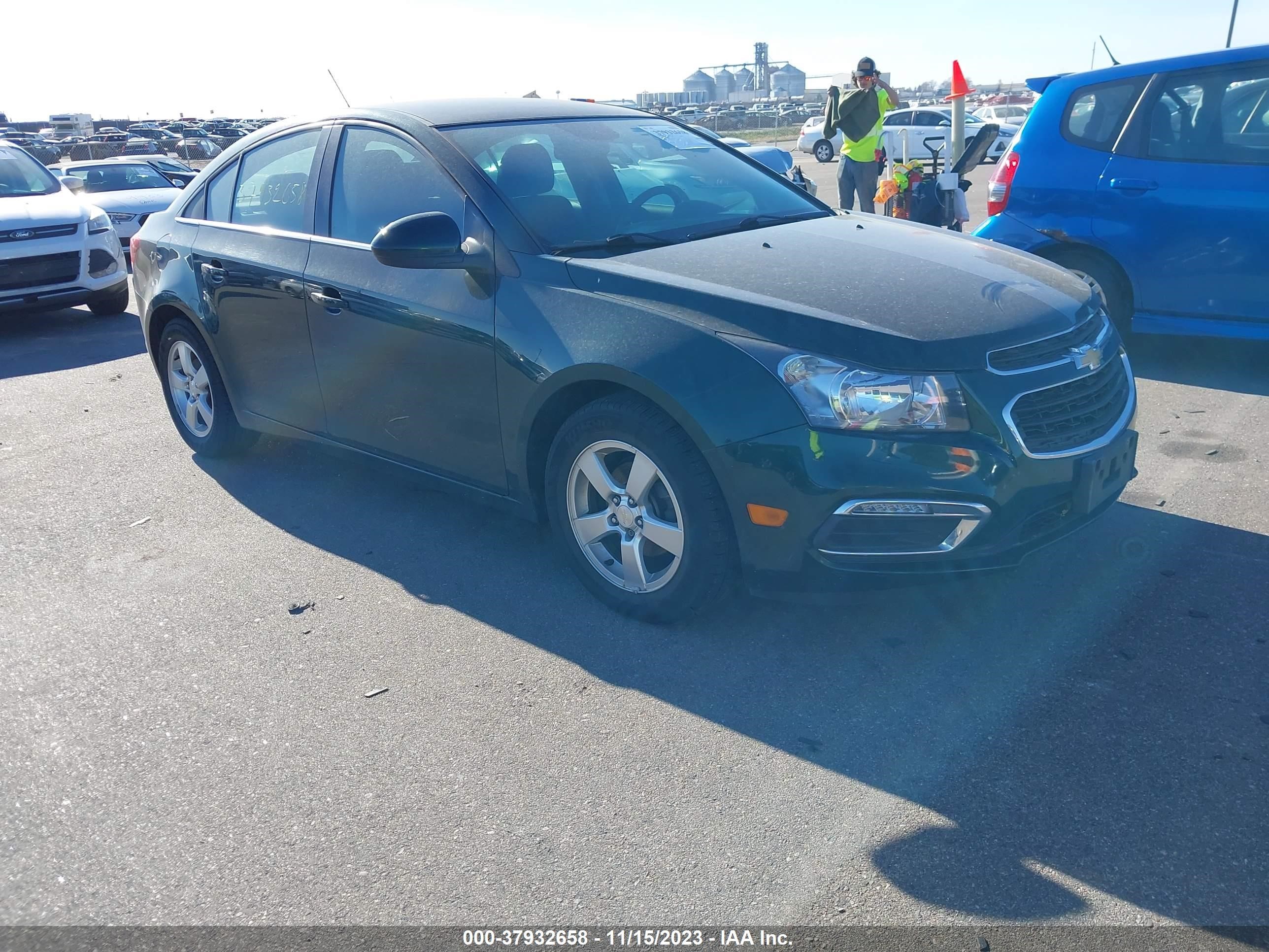 CHEVROLET CRUZE 2015 1g1pc5sb0f7104434