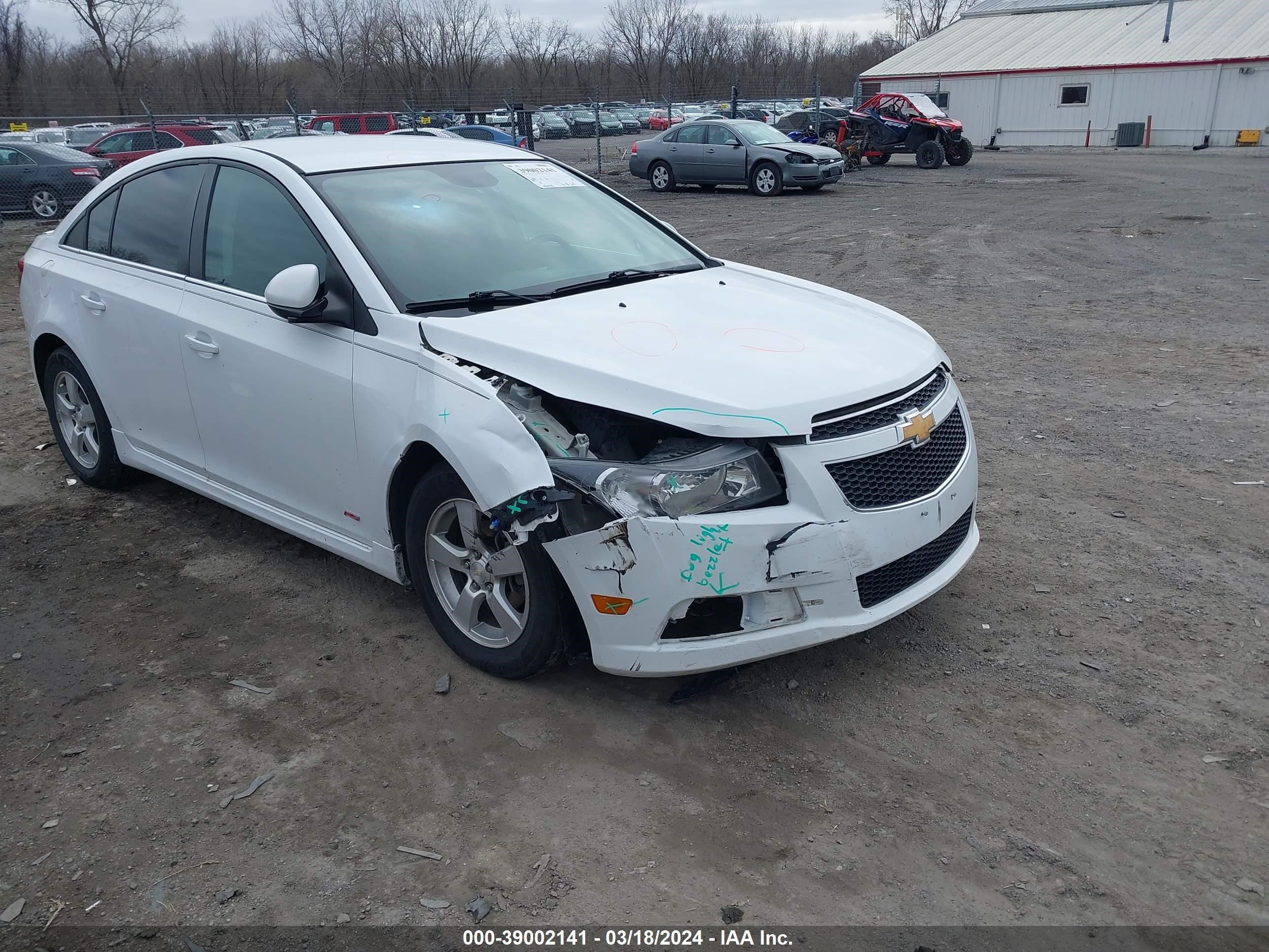 CHEVROLET CRUZE 2014 1g1pc5sb1e7189170