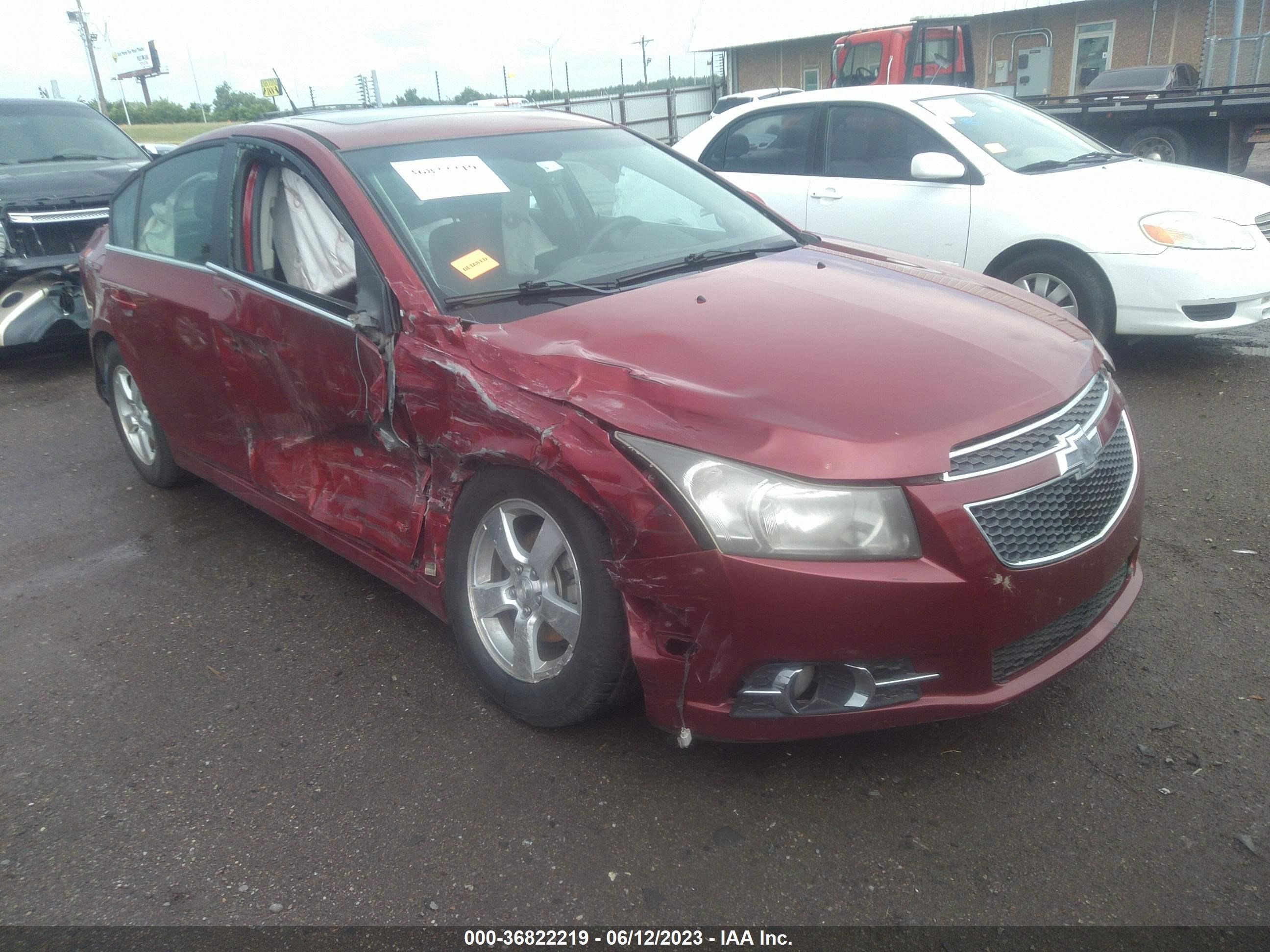 CHEVROLET CRUZE 2014 1g1pc5sb1e7225603