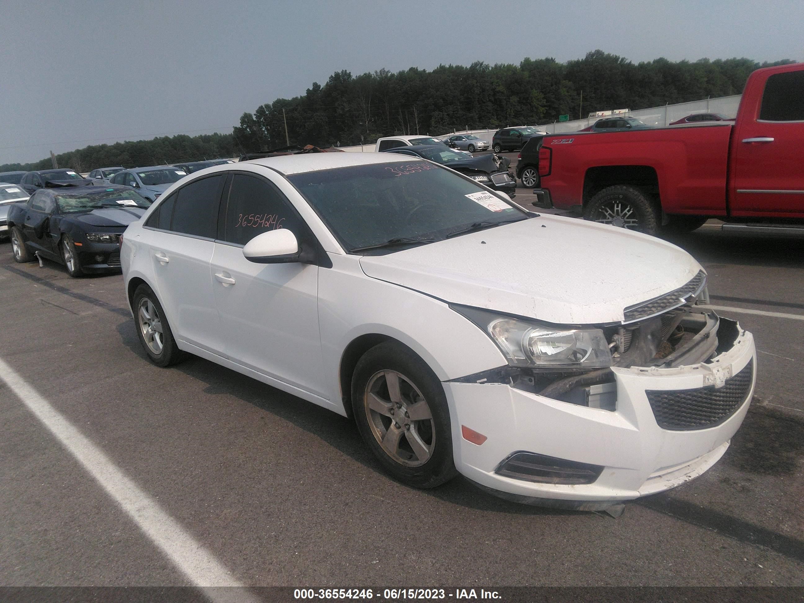 CHEVROLET CRUZE 2014 1g1pc5sb1e7266538