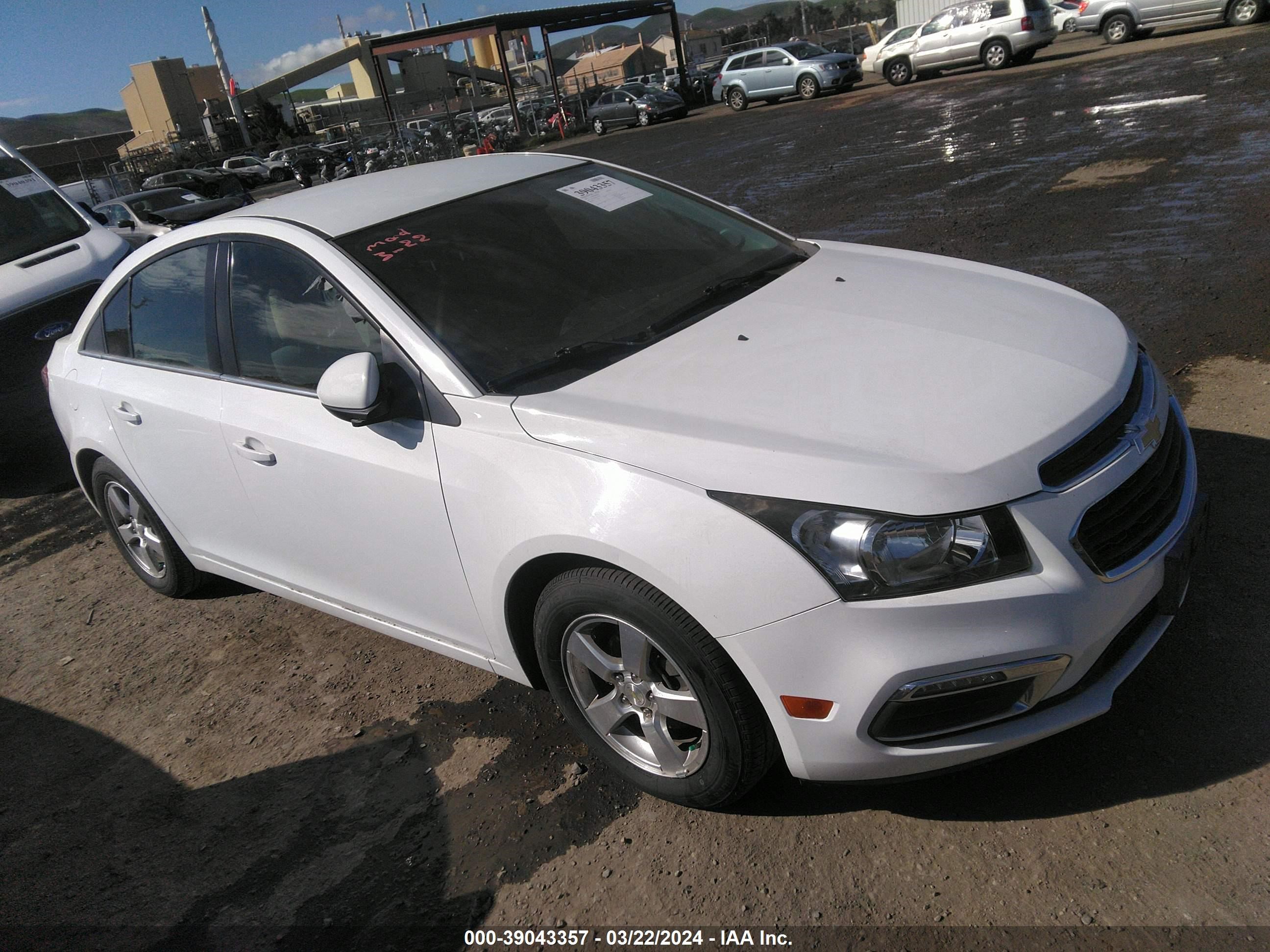 CHEVROLET CRUZE 2015 1g1pc5sb1f7175531