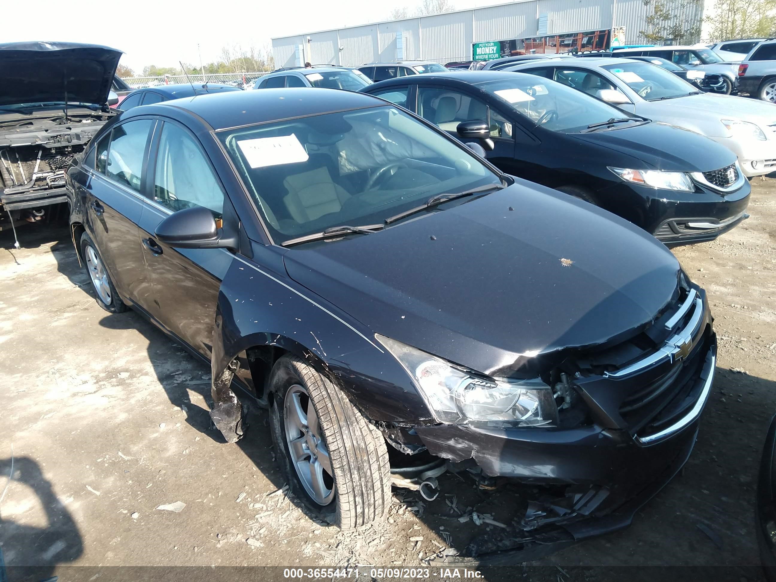 CHEVROLET CRUZE 2015 1g1pc5sb1f7176274