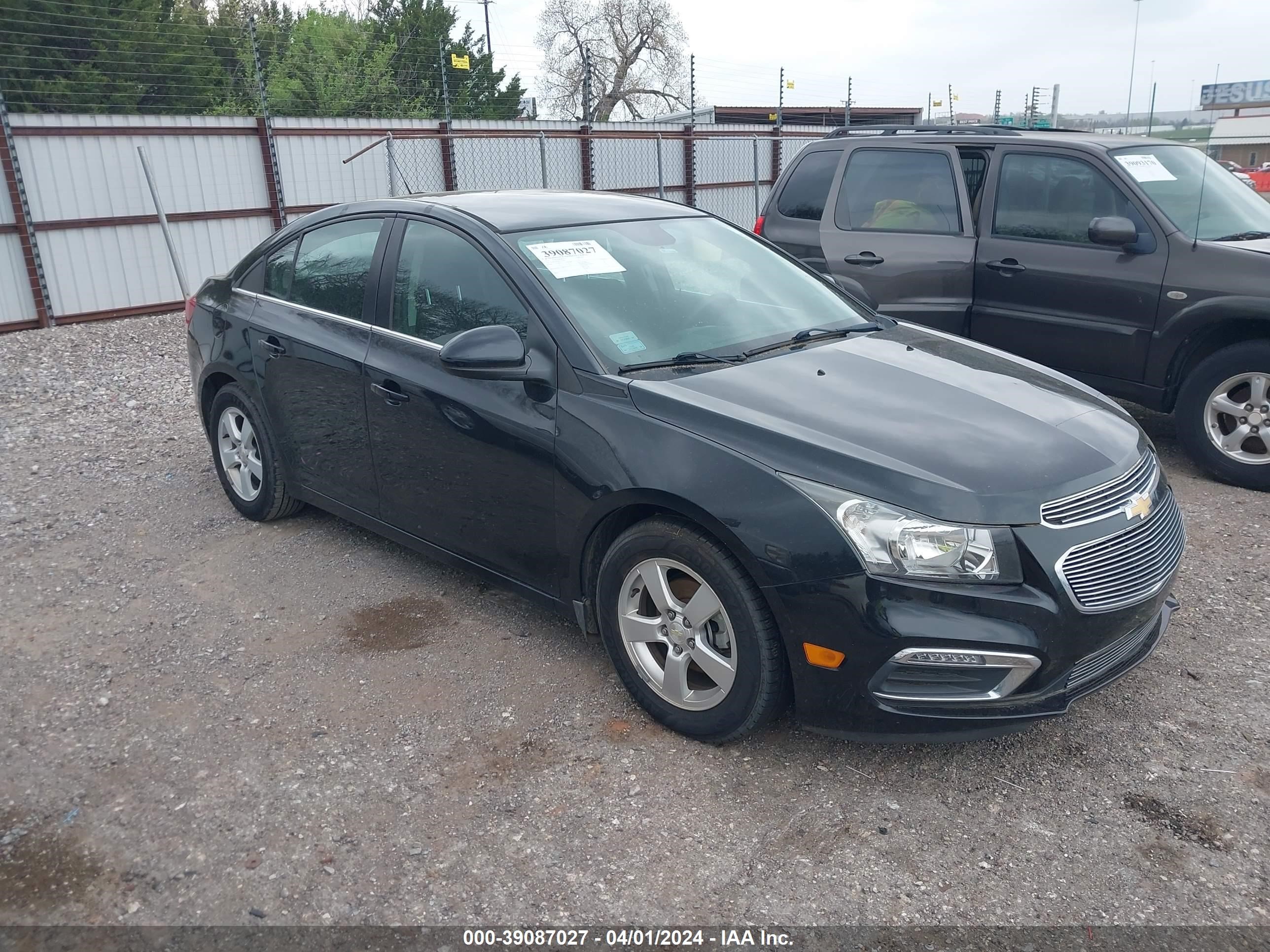 CHEVROLET CRUZE 2015 1g1pc5sb1f7217079