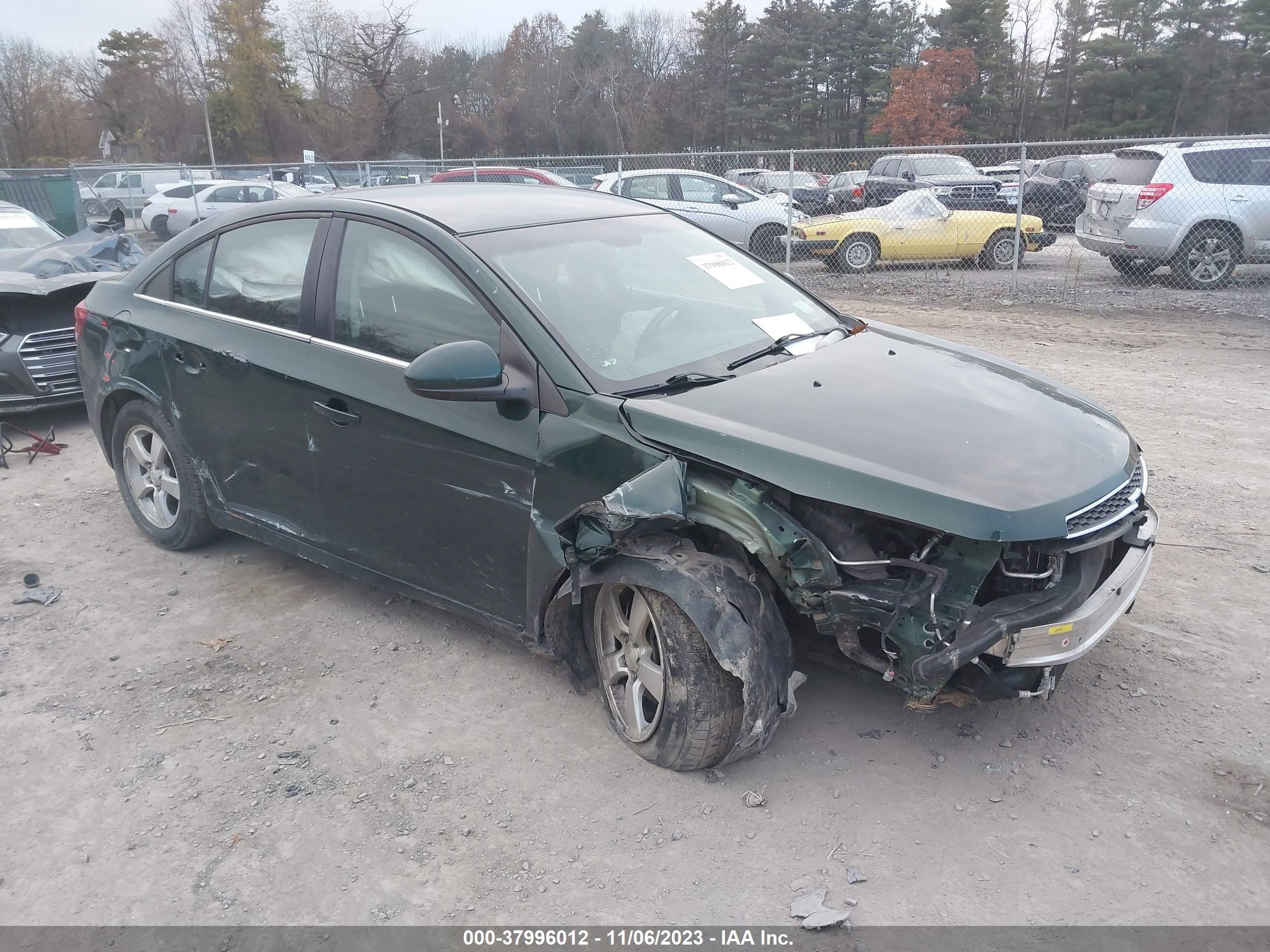 CHEVROLET CRUZE 2014 1g1pc5sb3e7110257