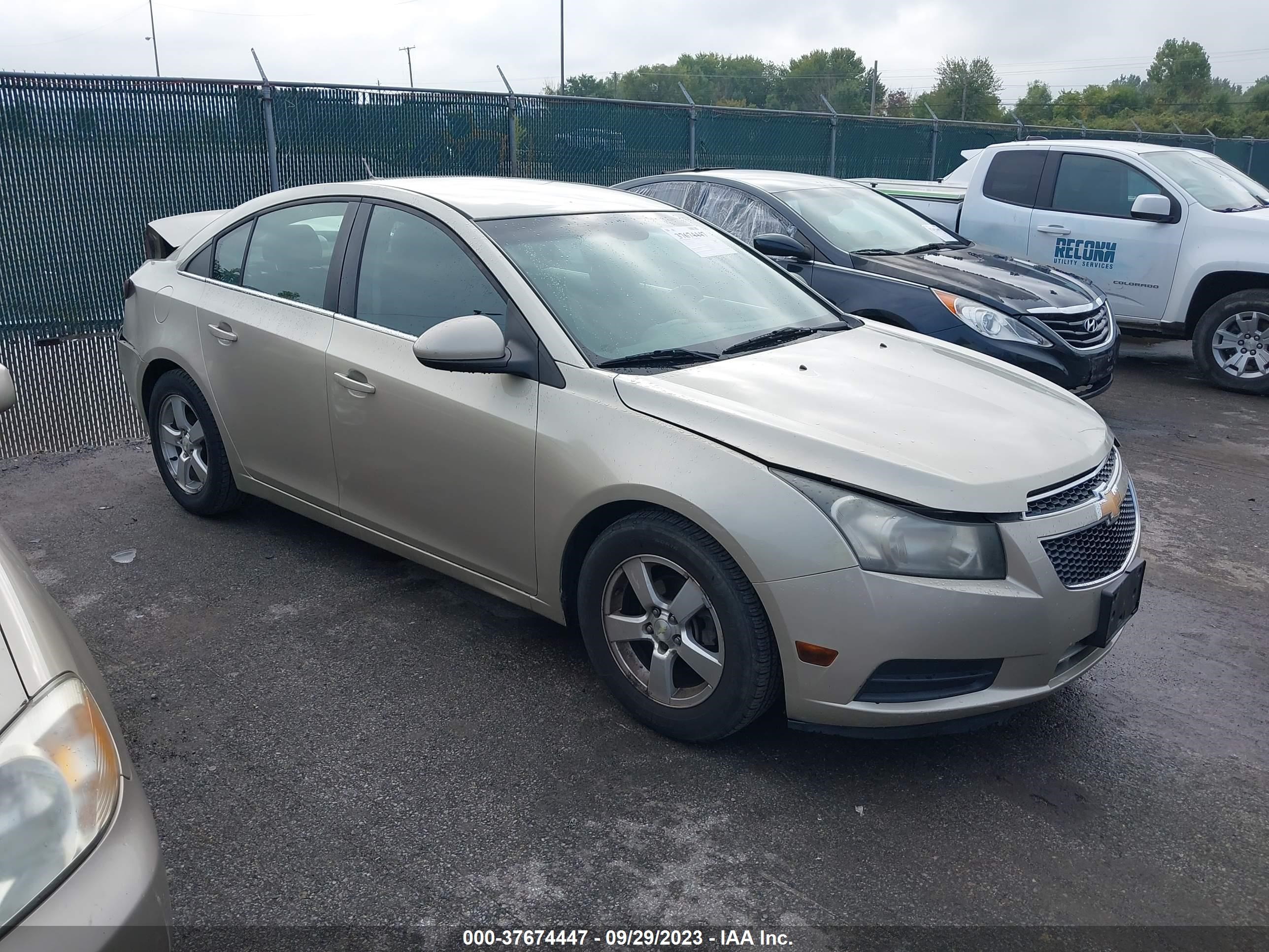 CHEVROLET CRUZE 2014 1g1pc5sb4e7158690