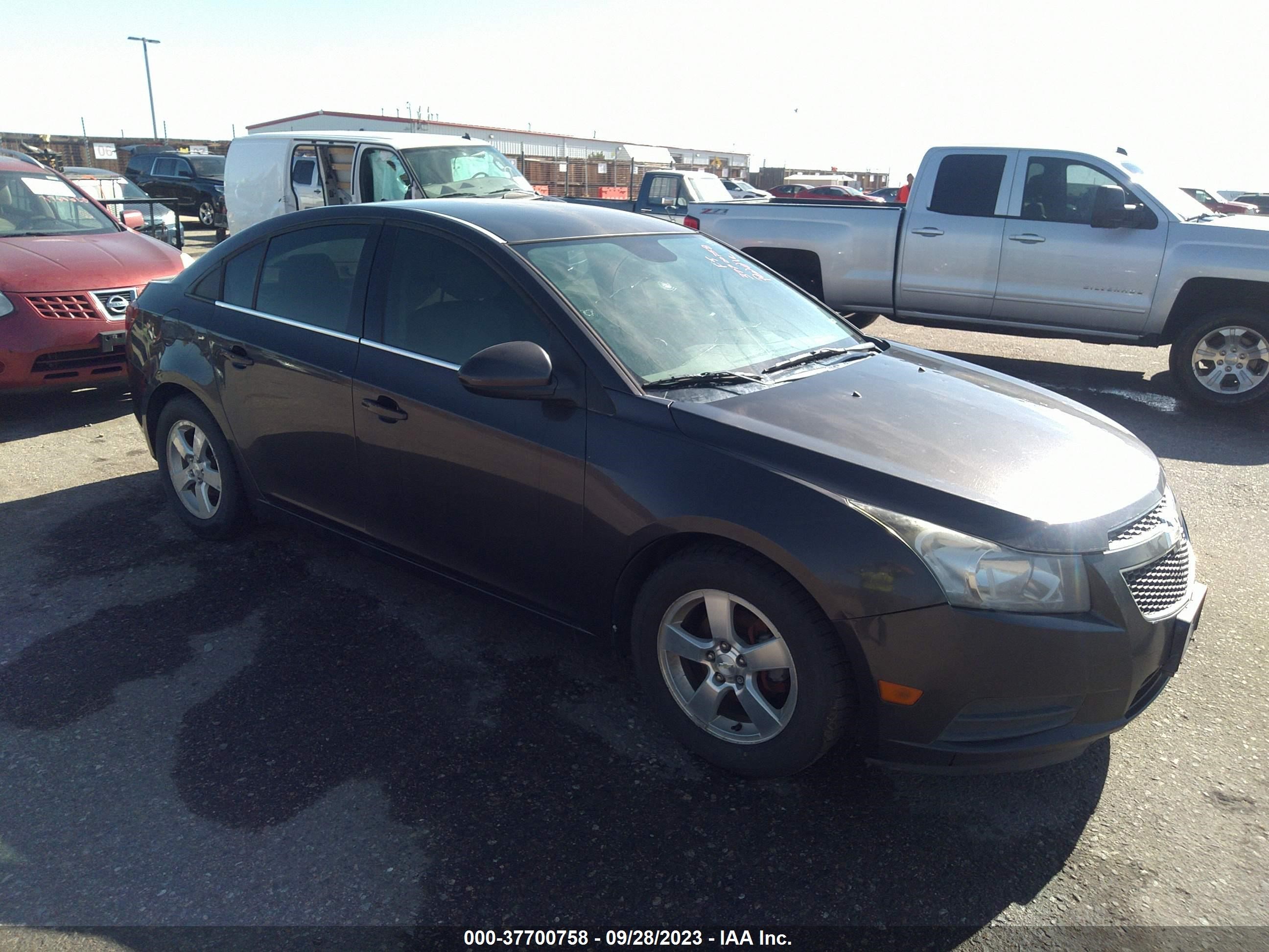 CHEVROLET CRUZE 2014 1g1pc5sb5e7251850