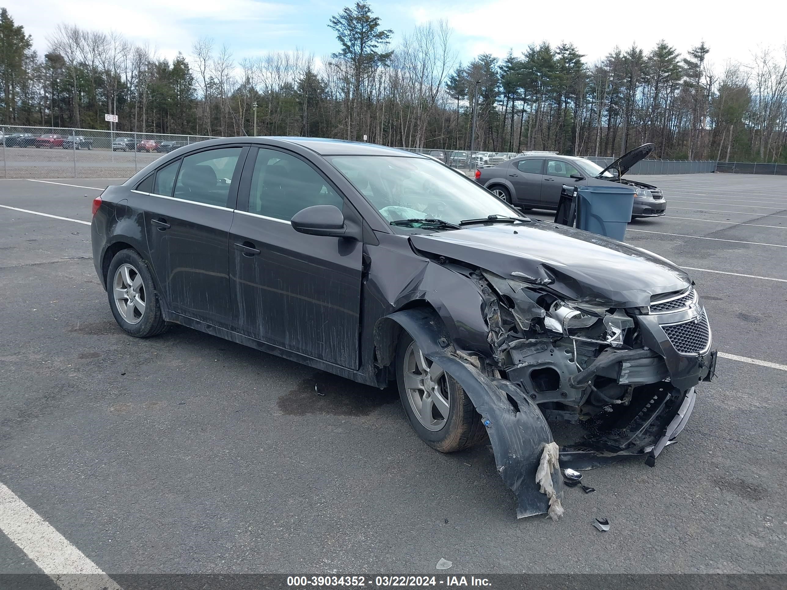 CHEVROLET CRUZE 2014 1g1pc5sb5e7380106