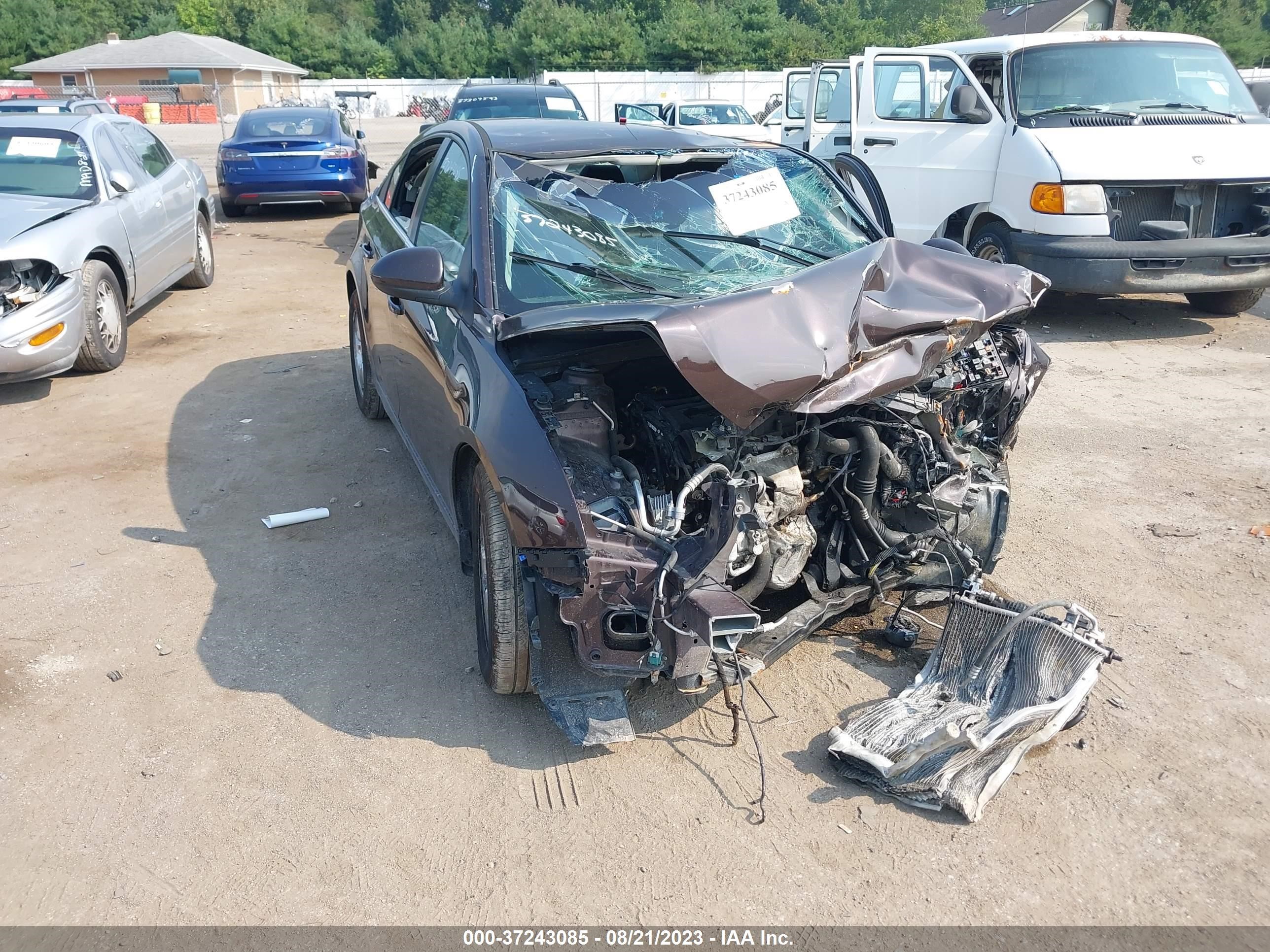 CHEVROLET CRUZE 2015 1g1pc5sb5f7172356