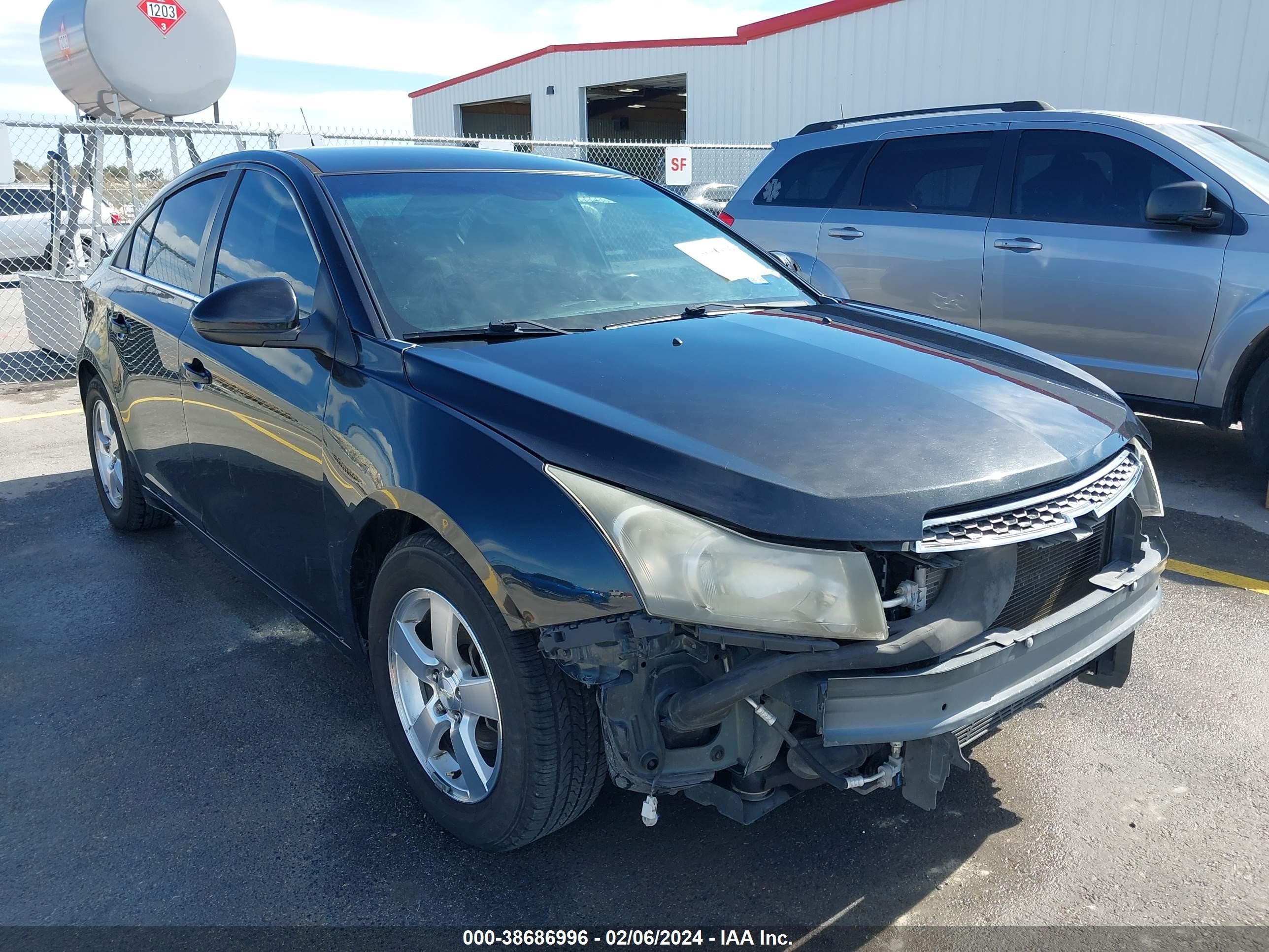 CHEVROLET CRUZE 2014 1g1pc5sb6e7166452