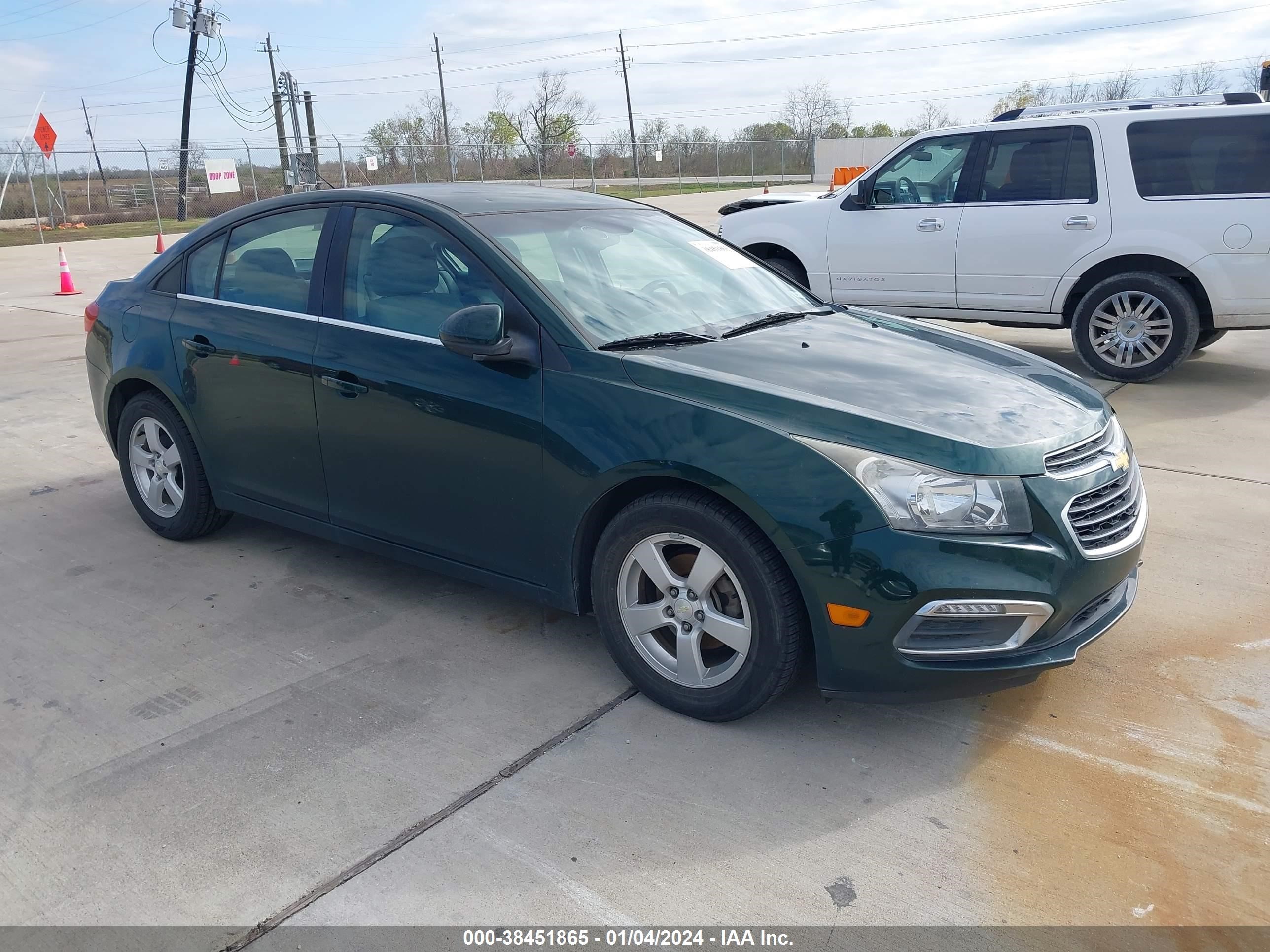 CHEVROLET CRUZE 2015 1g1pc5sb9f7217024