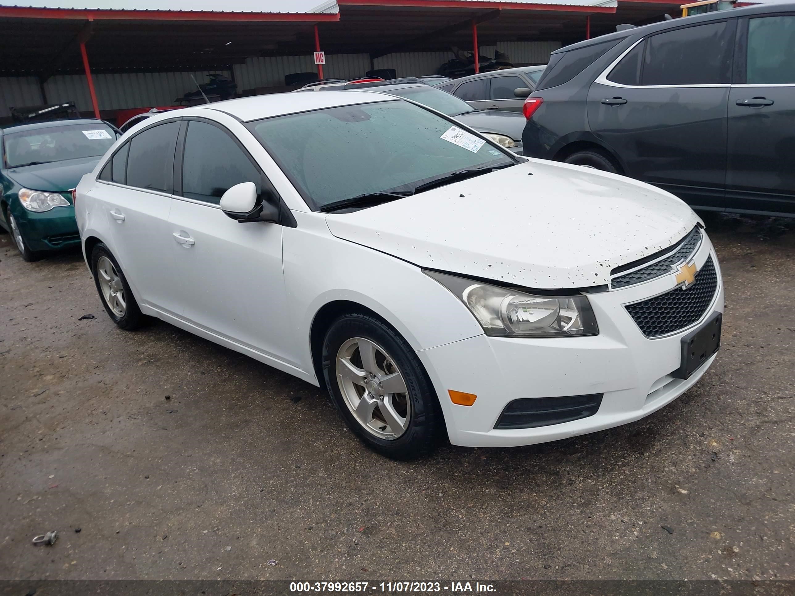 CHEVROLET CRUZE 2014 1g1pc5sbxe7106965