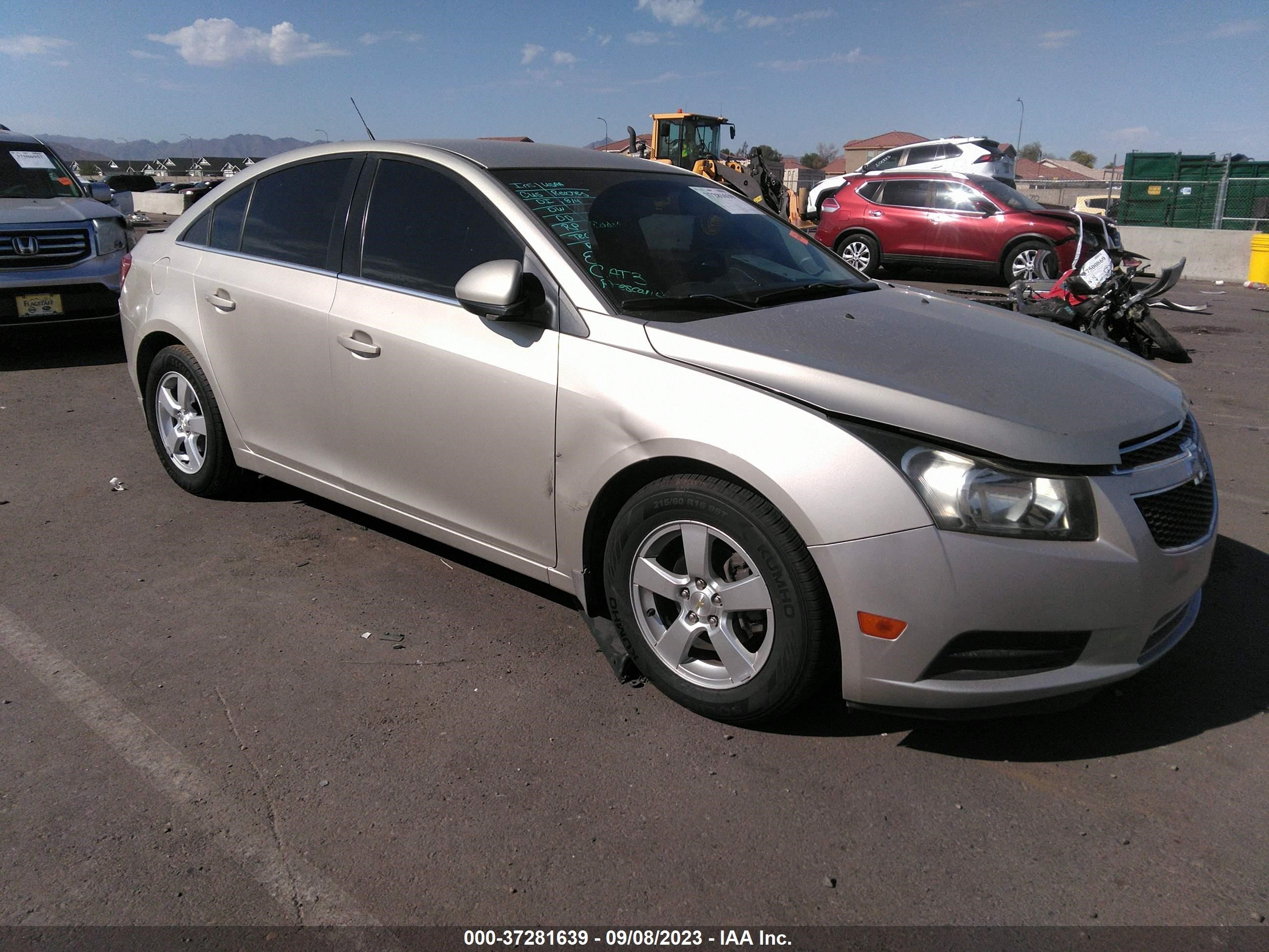 CHEVROLET CRUZE 2014 1g1pc5sbxe7402729