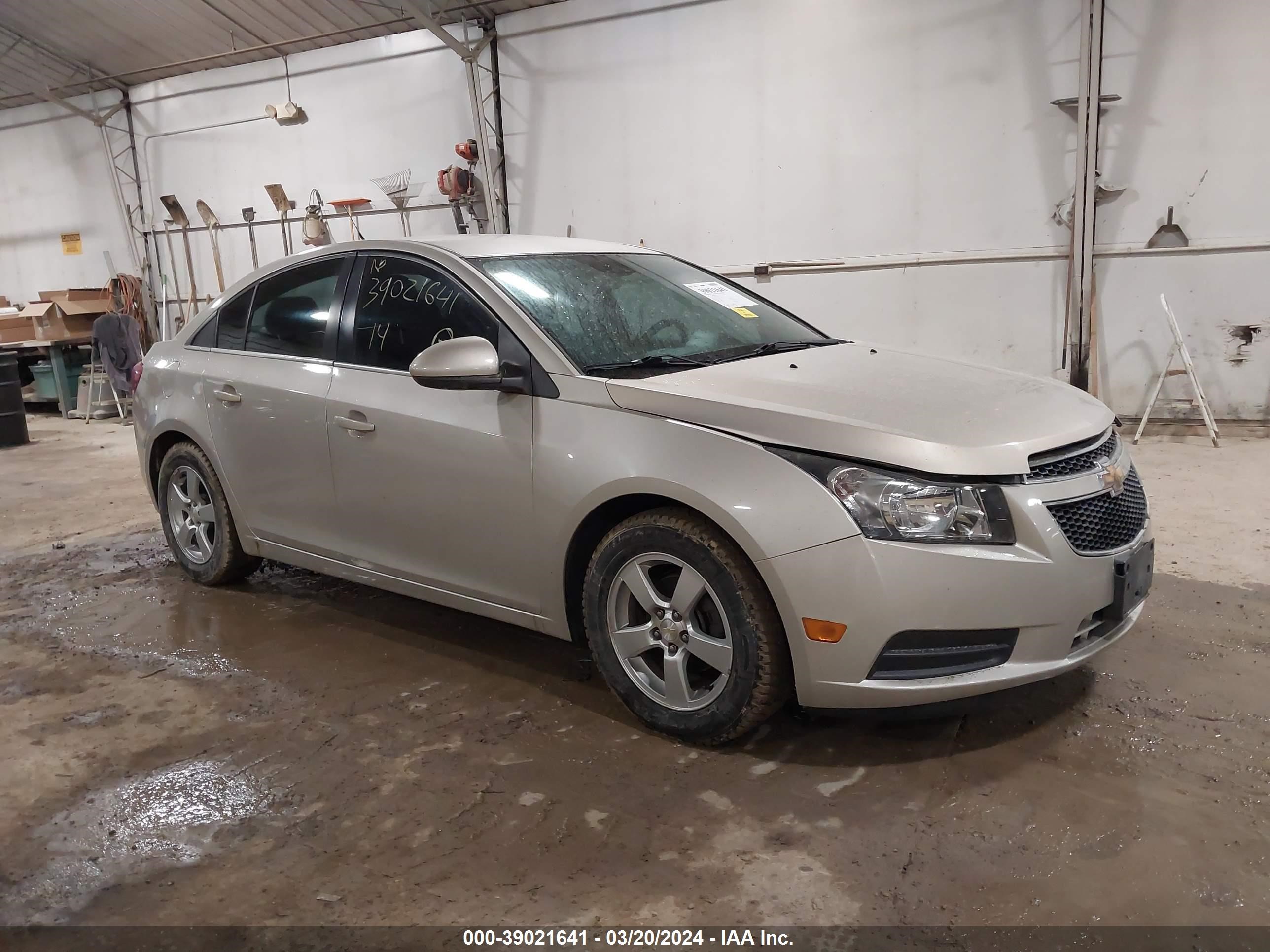 CHEVROLET CRUZE 2014 1g1pc5sbxe7483599