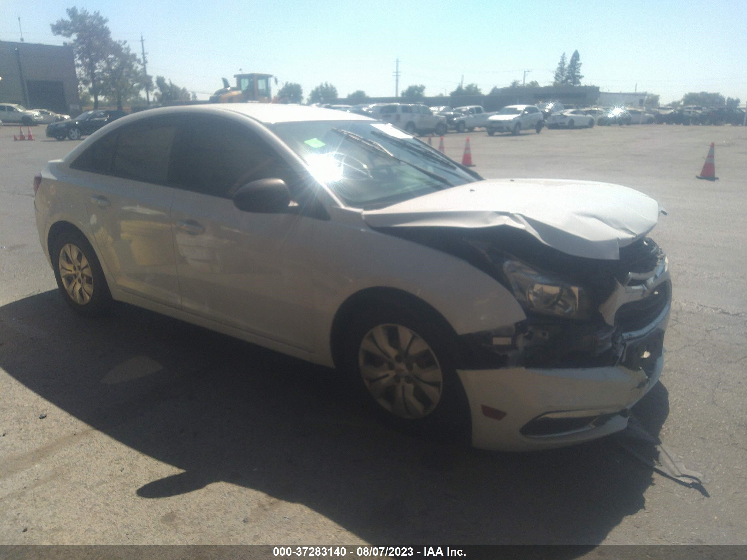 CHEVROLET CRUZE 2016 1g1pc5sg3g7210129