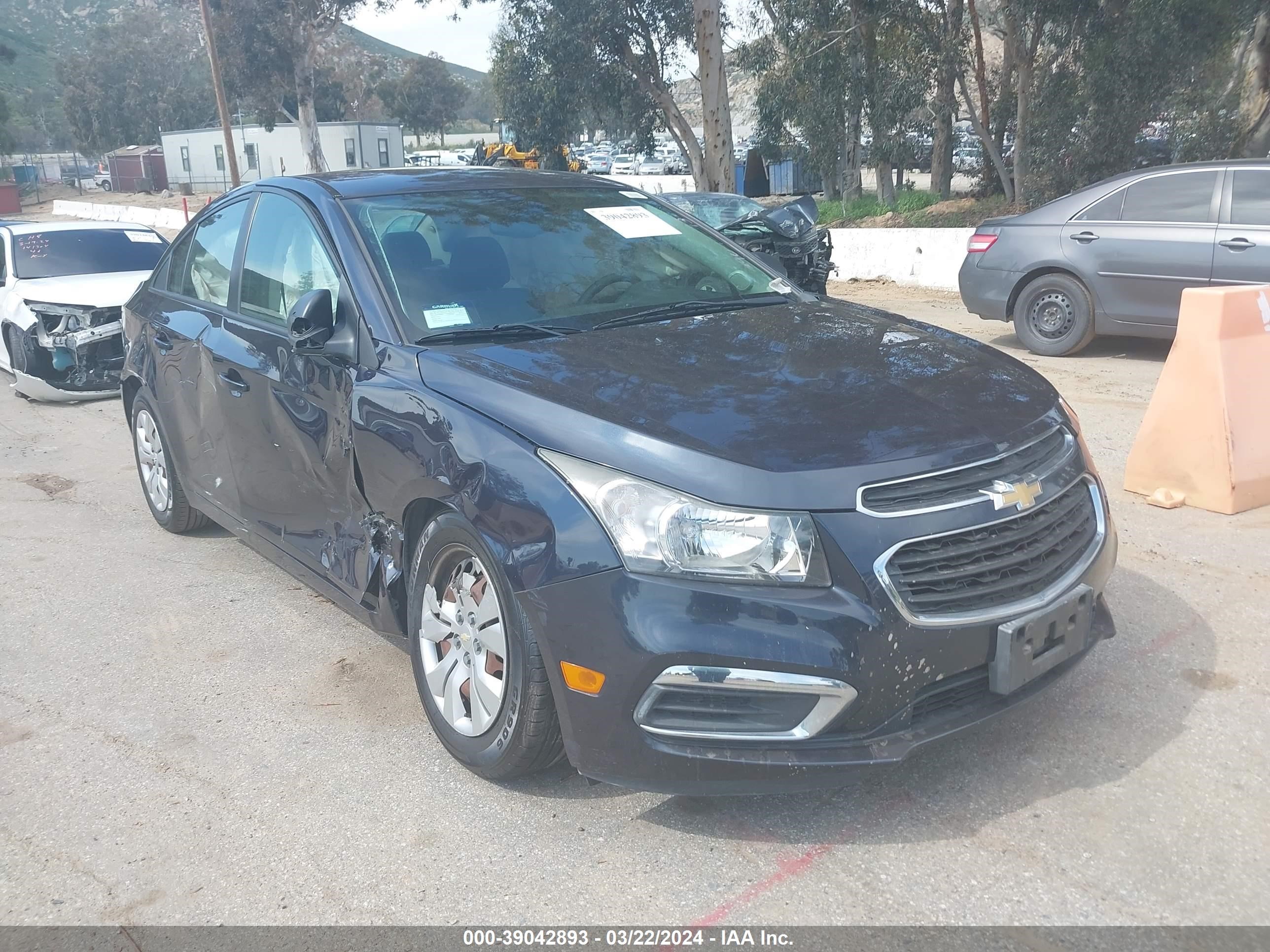 CHEVROLET CRUZE 2016 1g1pc5sg5g7142965