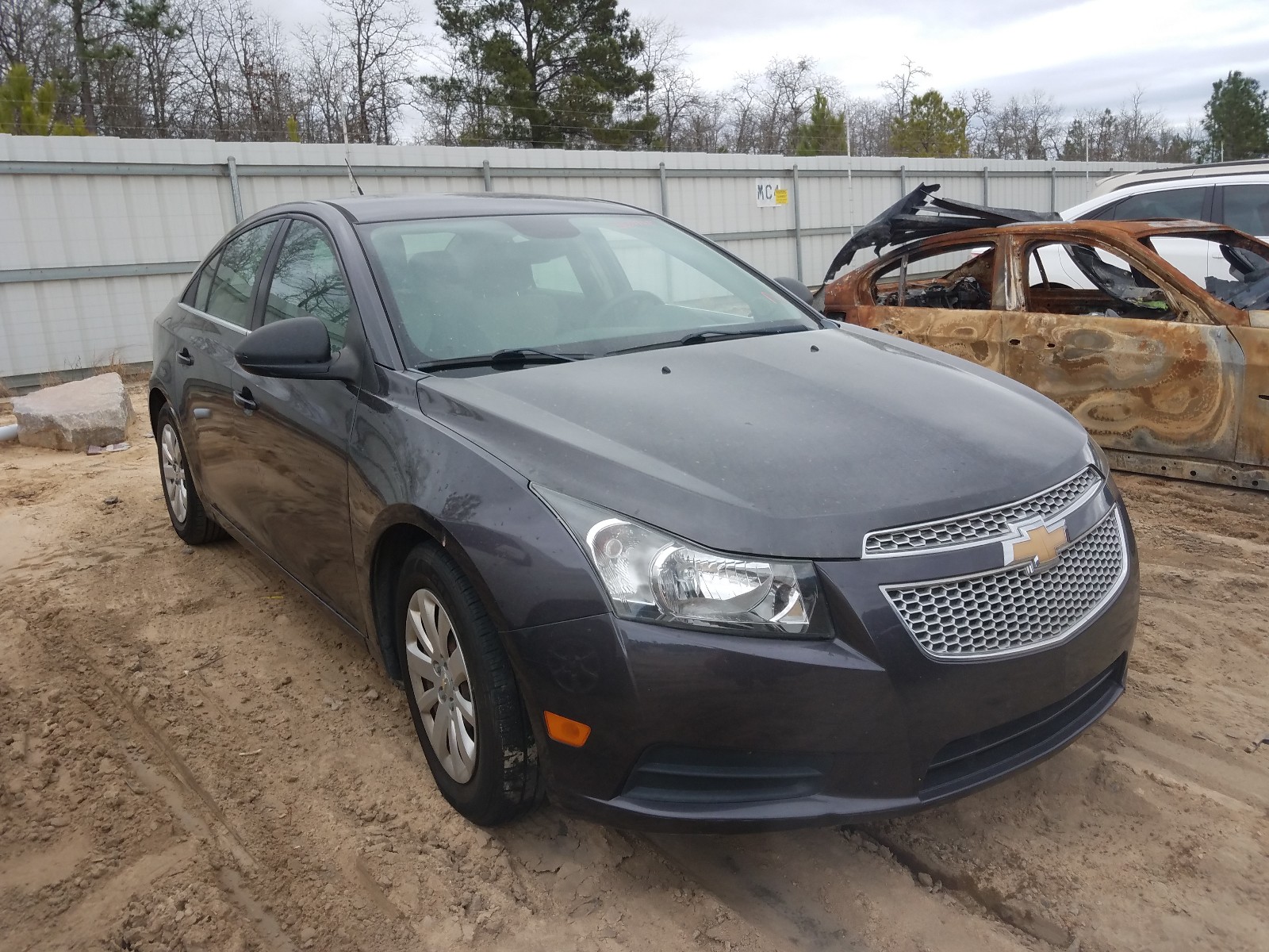 CHEVROLET CRUZE LS 2011 1g1pc5sh3b7187081